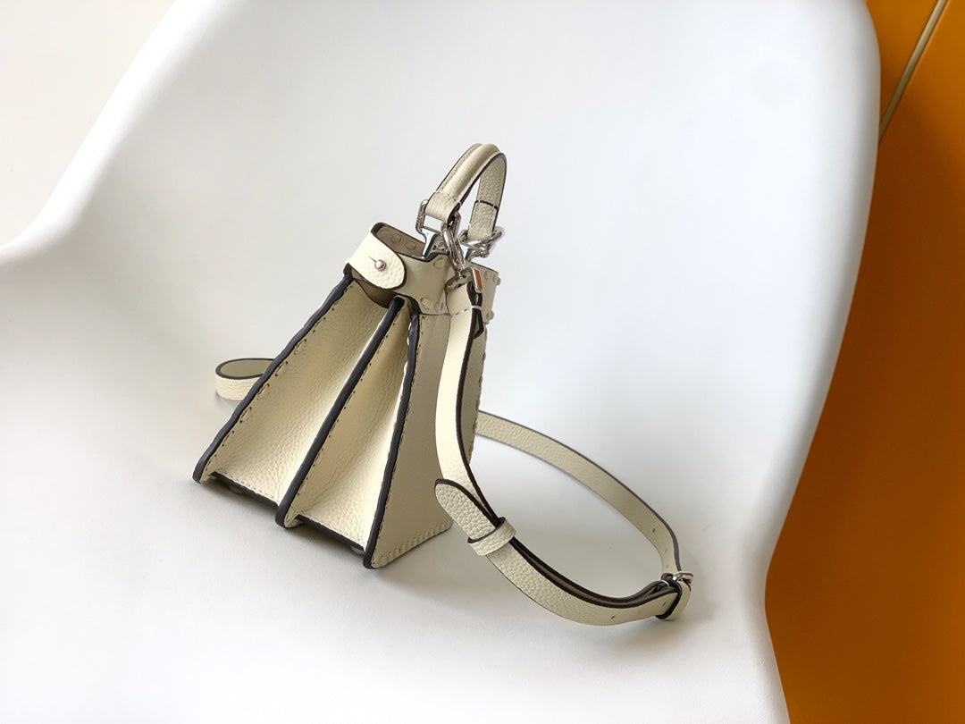 Peekaboo ISeeU Petite 20 Bag Ivory Leather Shw mysite