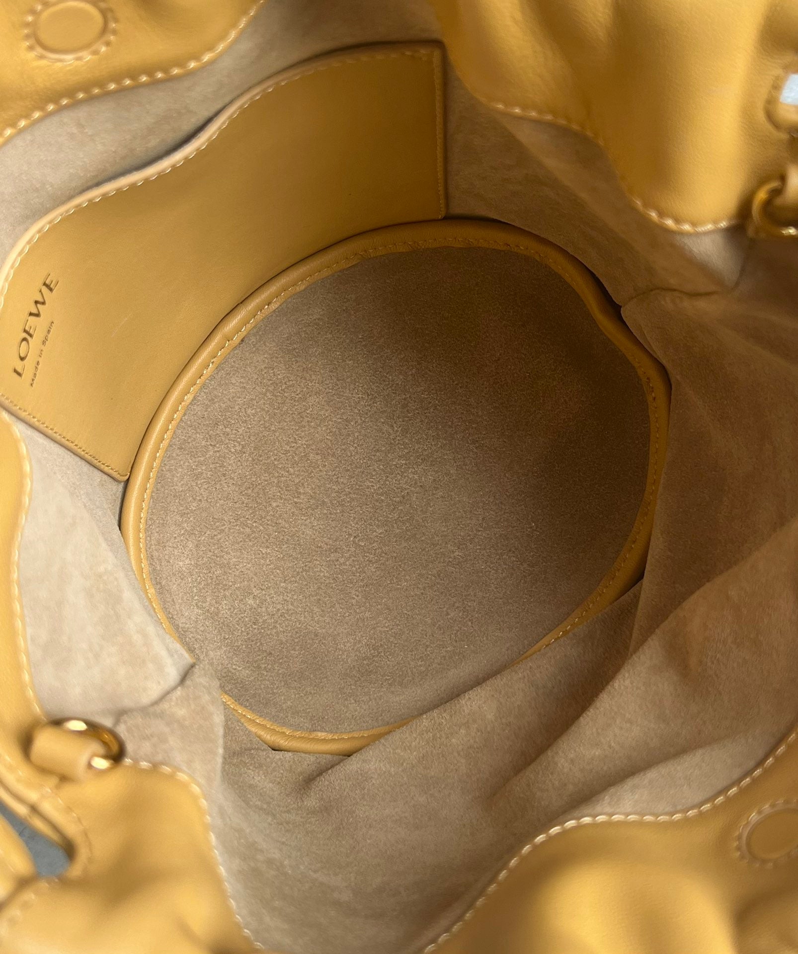 LOE 32 FLAMENCO PURSE BUCKET IN SAHARA MELLOW NAPPA LAMBSKIN mysite