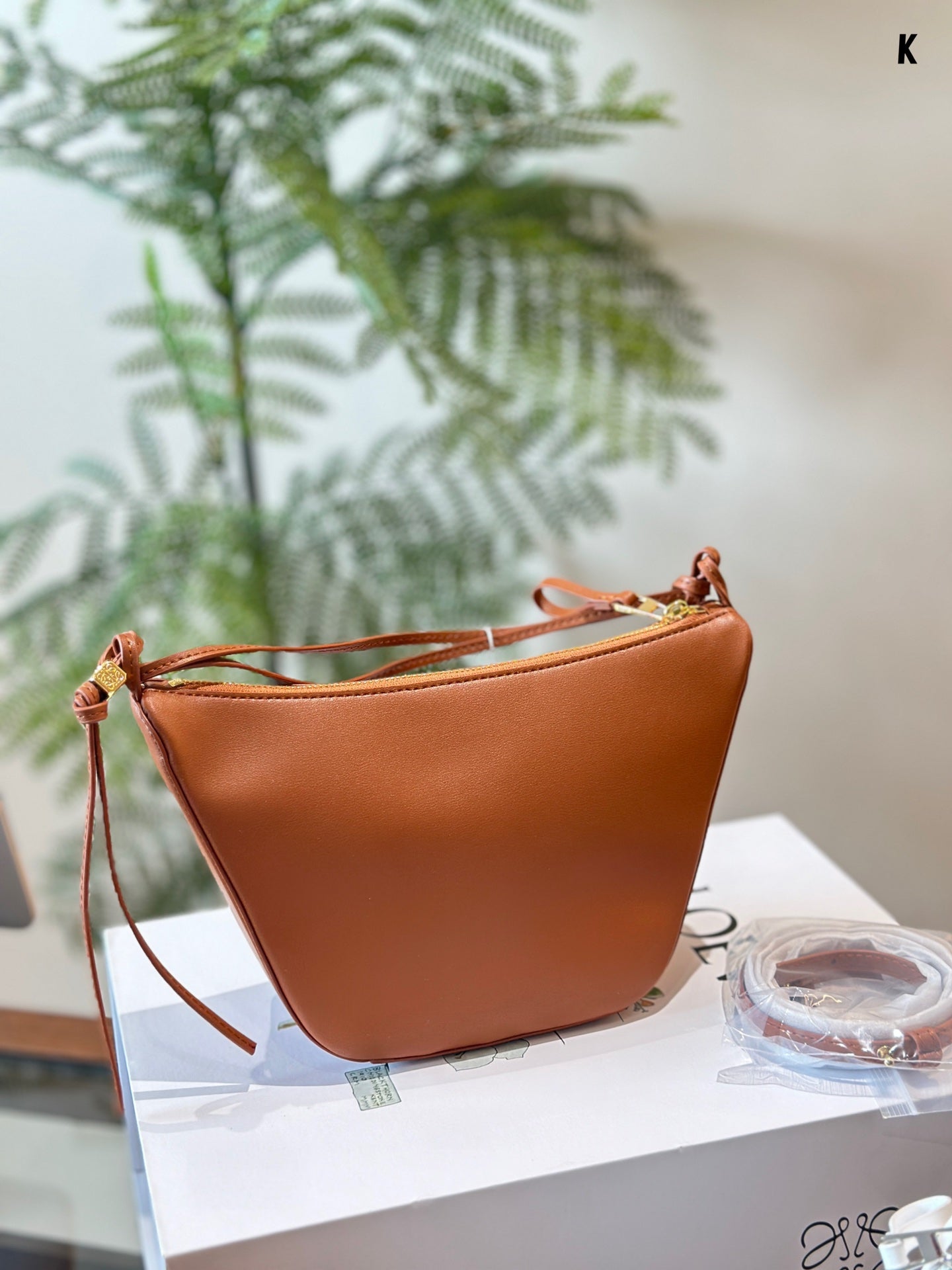 LOE LUNA HOBO 27 BAG IN WARM DESSERT CALFSKIN mysite