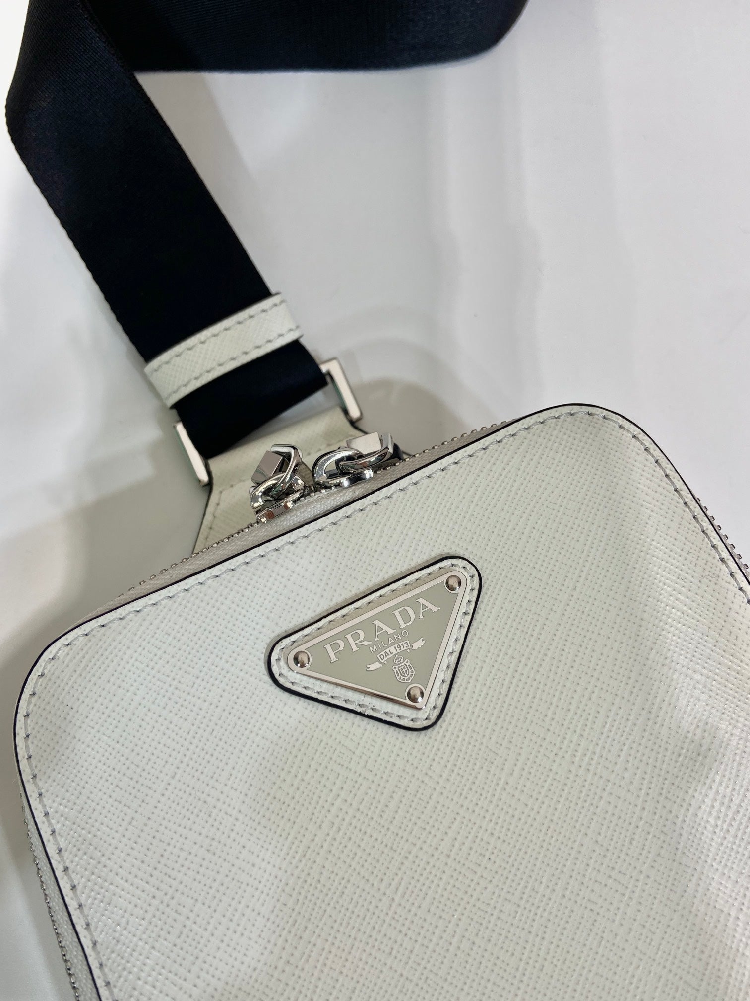 CHEST BAG 20 IN WHITE SAFFIANO LEATHER mysite
