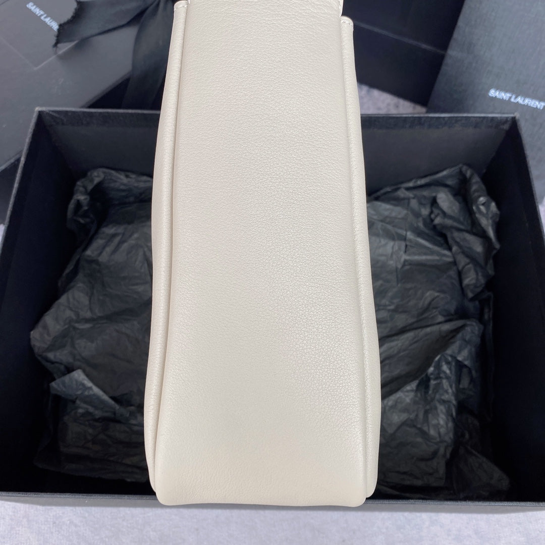 le 5a7 small 23cm white calfskin mysite