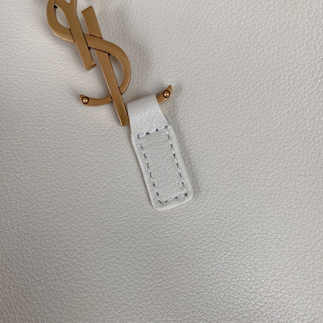 le 5a7 small 23cm white calfskin mysite