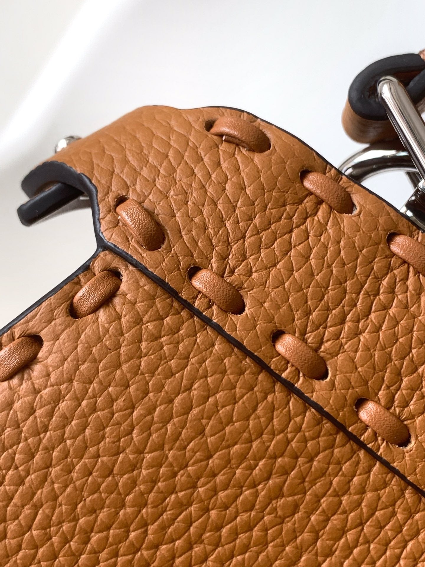 Peekaboo ISeeU Petite 20 Bag Tan Leather Shw mysite