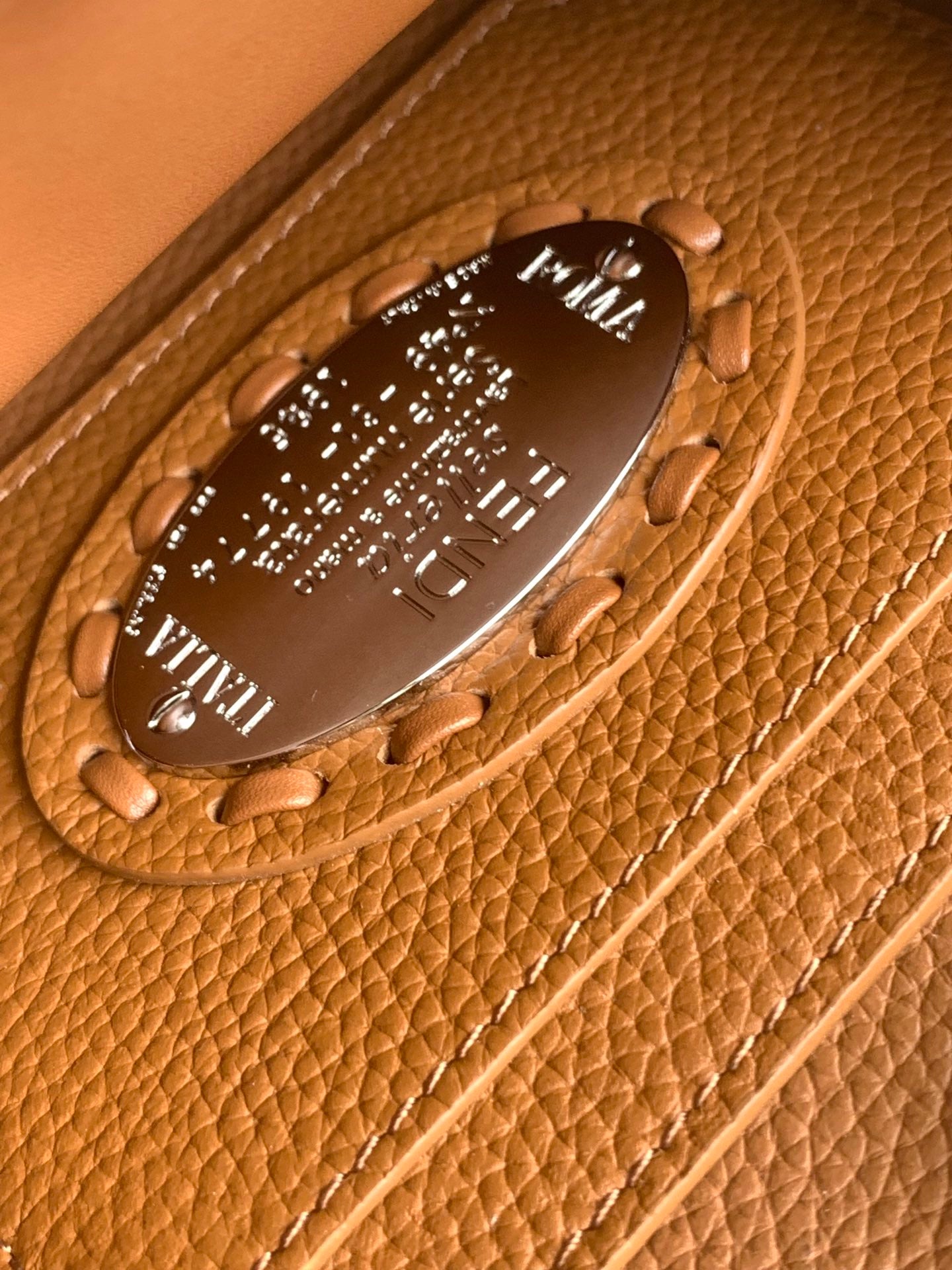 Peekaboo ISeeU Petite 20 Bag Tan Leather Shw mysite