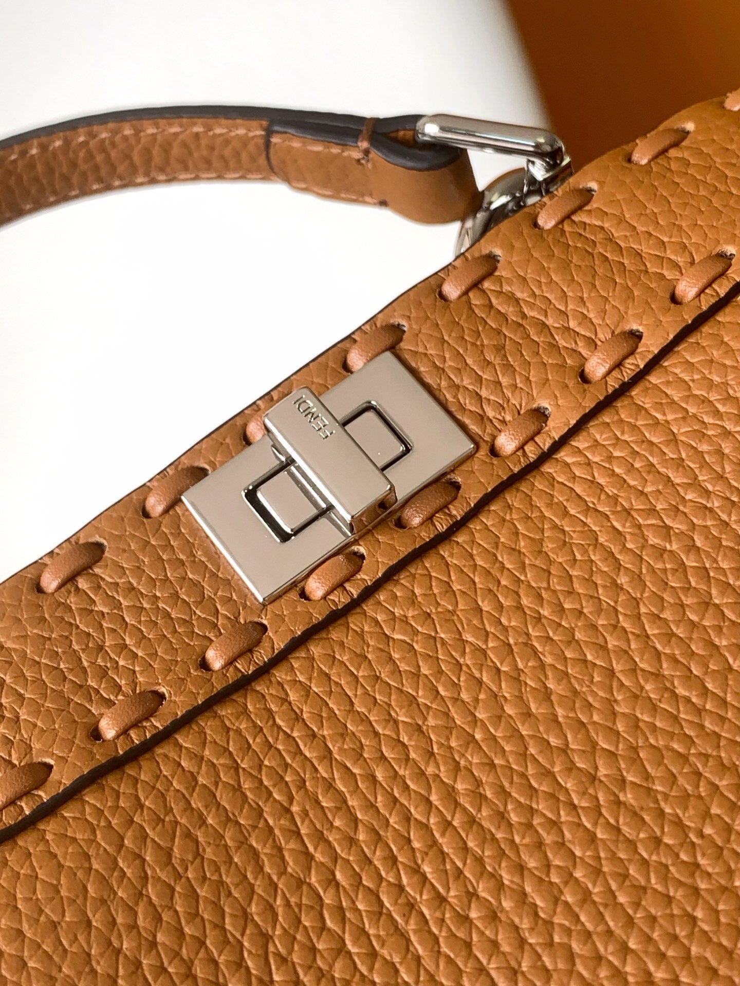 Peekaboo ISeeU Petite 20 Bag Tan Leather Shw mysite