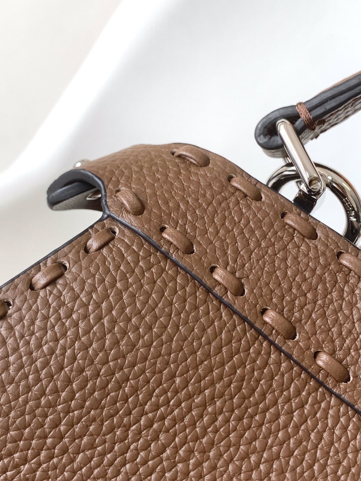 Peekaboo ISeeU Petite 20 Bag Chocolate Leather Shw mysite