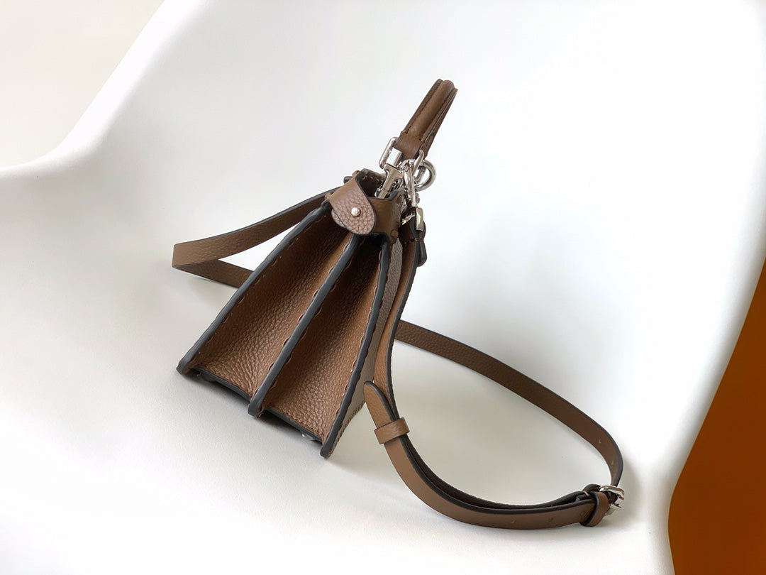 Peekaboo ISeeU Petite 20 Bag Chocolate Leather Shw mysite