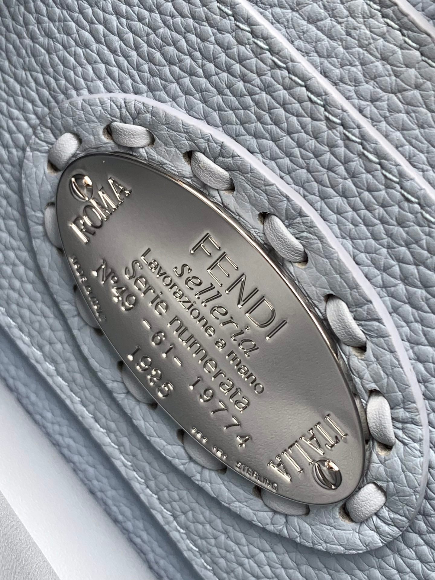 Peekaboo ISeeU Petite 20 Bag Baby Blue Leather Shw mysite