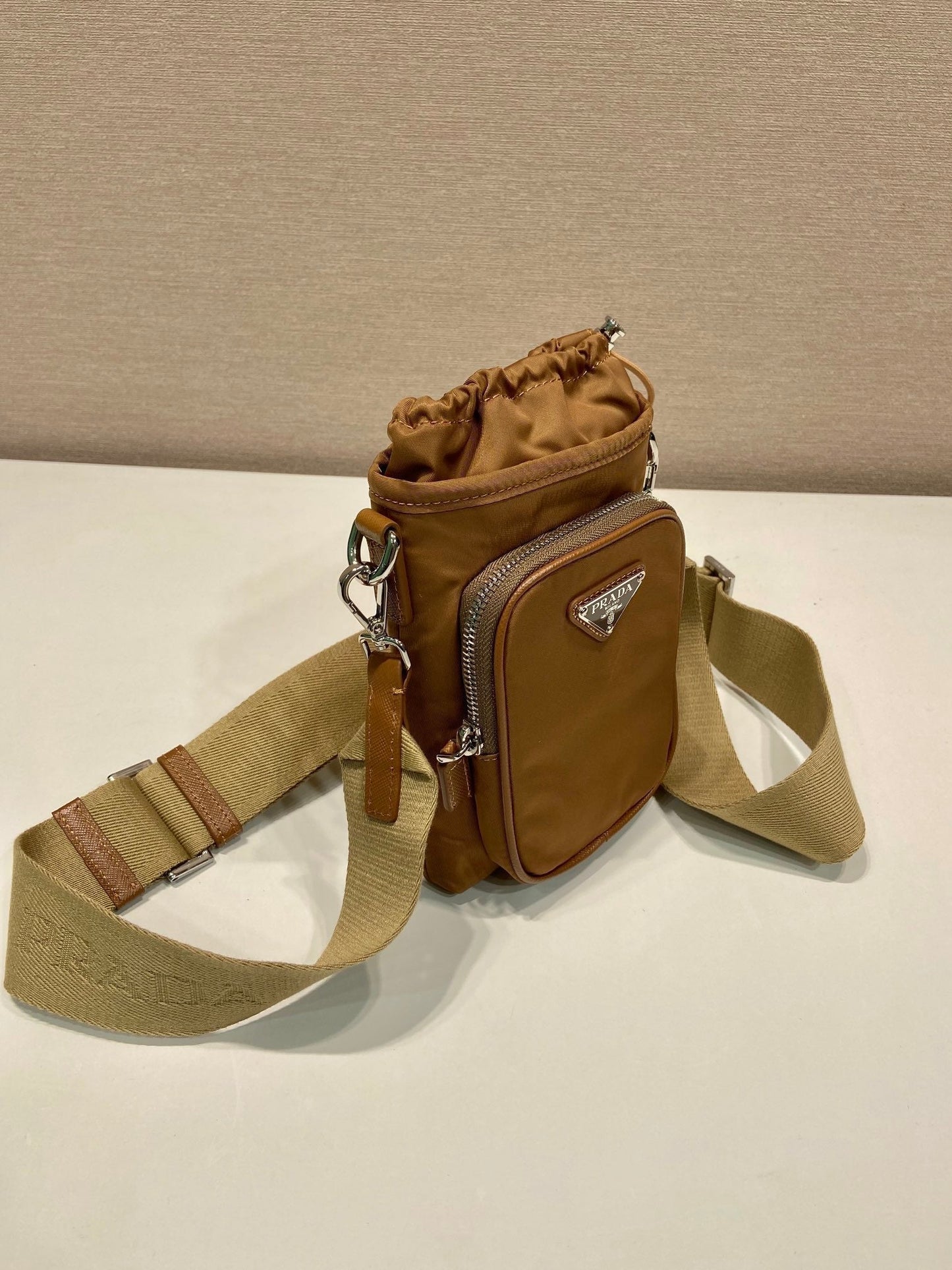 PHONE BAG 18 IN SEPIA BROWN RE-NYLON mysite