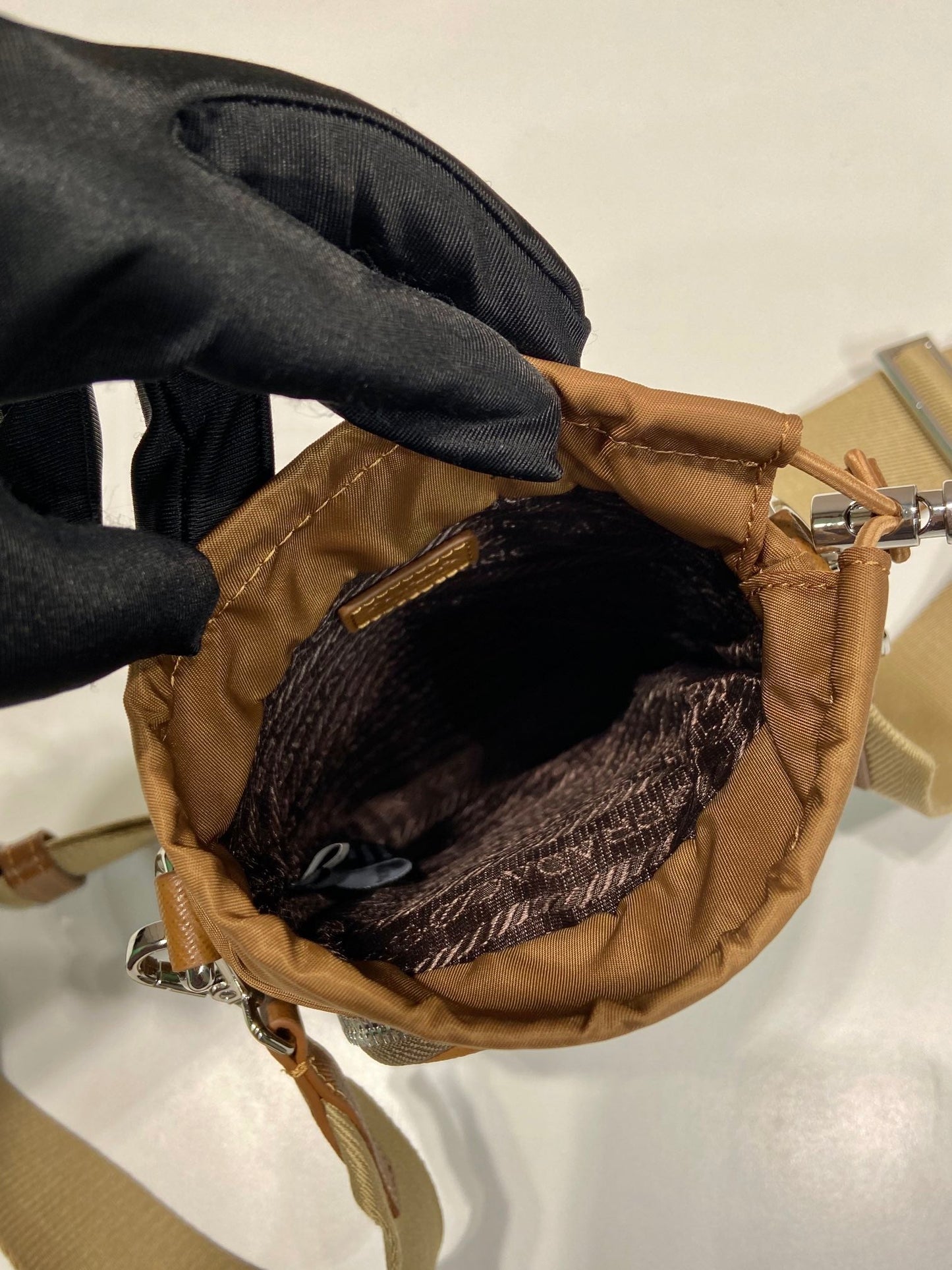 PHONE BAG 18 IN SEPIA BROWN RE-NYLON mysite