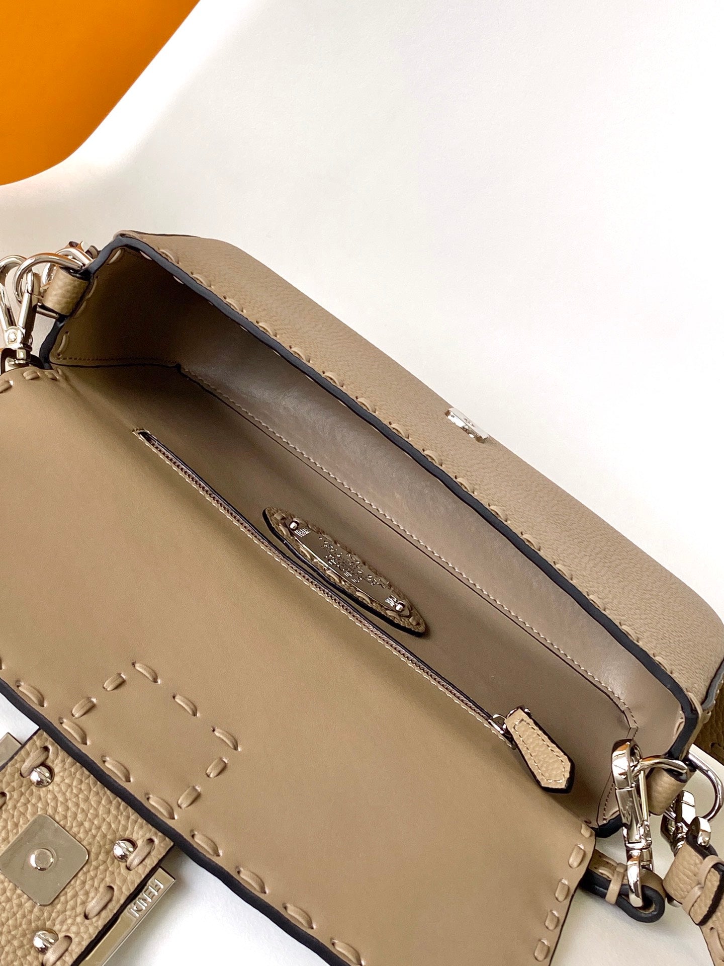 Fend Baguette 27 Bag Brown Calfskin Shw mysite