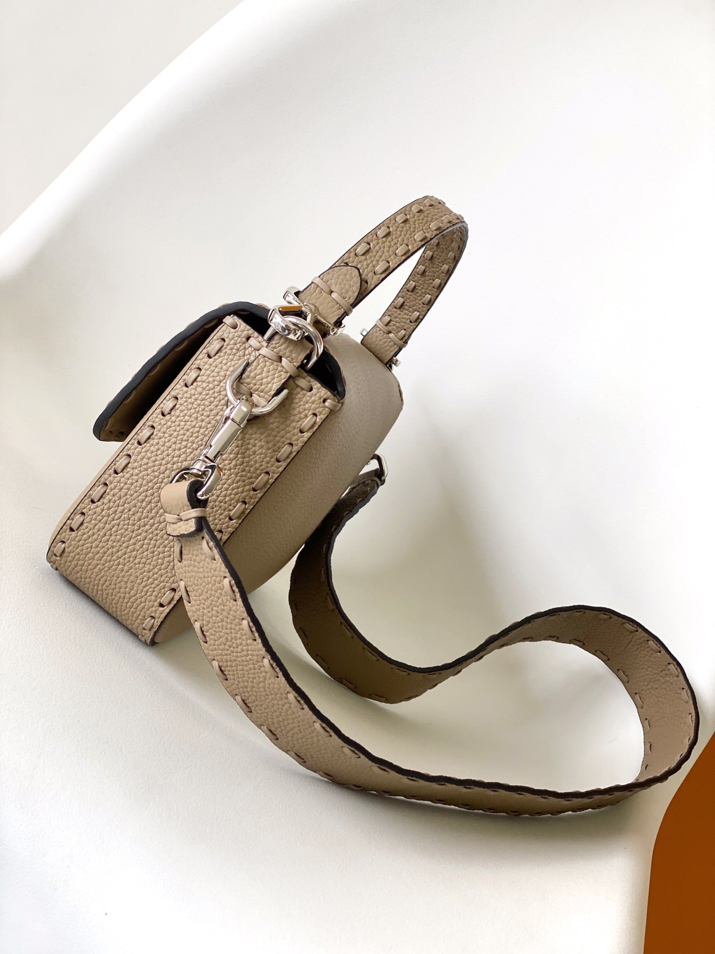 Fend Baguette 27 Bag Brown Calfskin Shw mysite