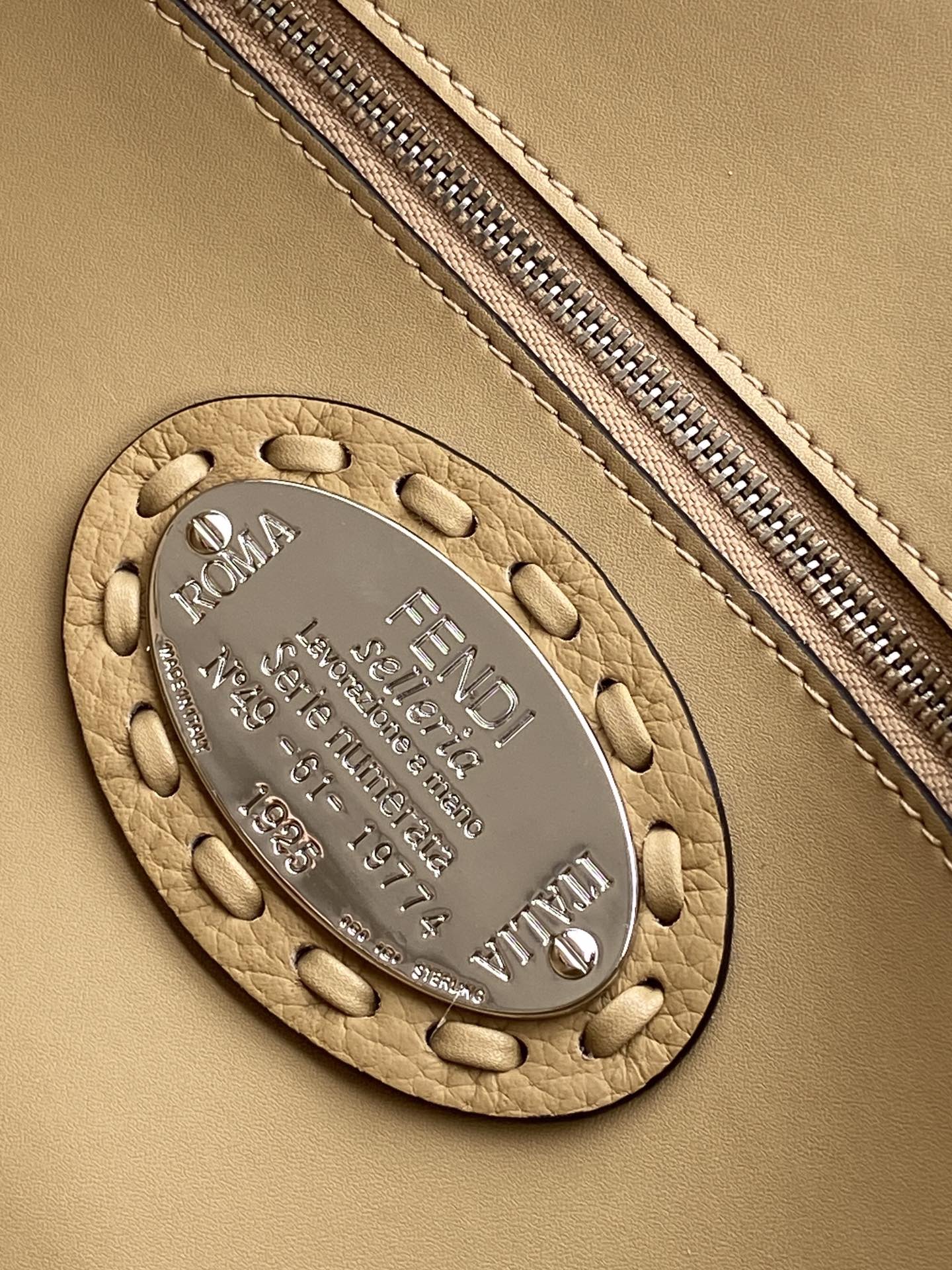 Fend Baguette 27 Bag Light Brown Calfskin Shw mysite