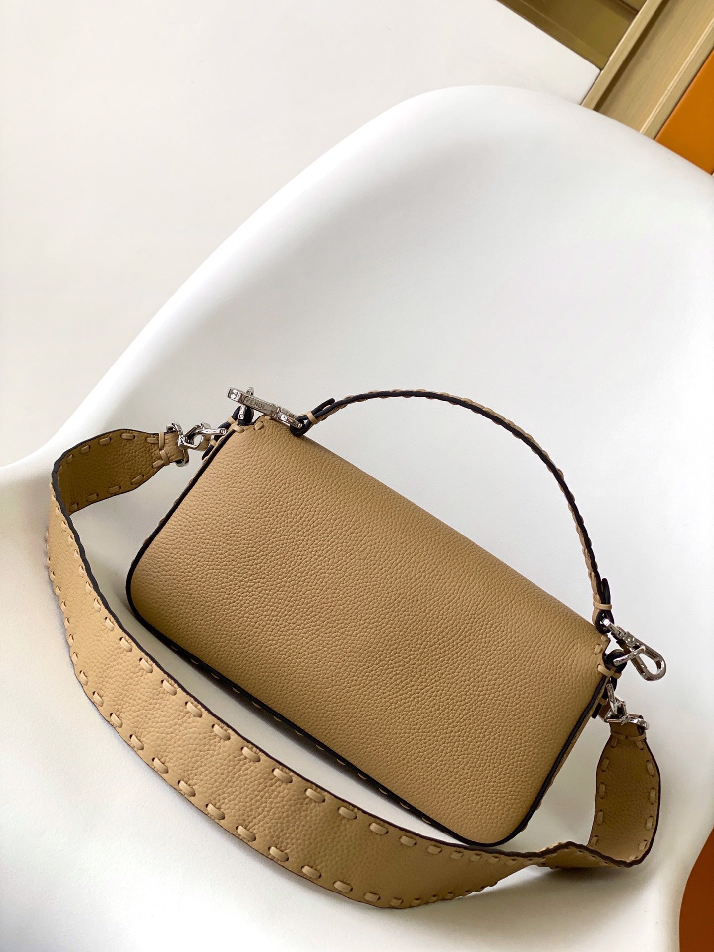 Fend Baguette 27 Bag Light Brown Calfskin Shw mysite