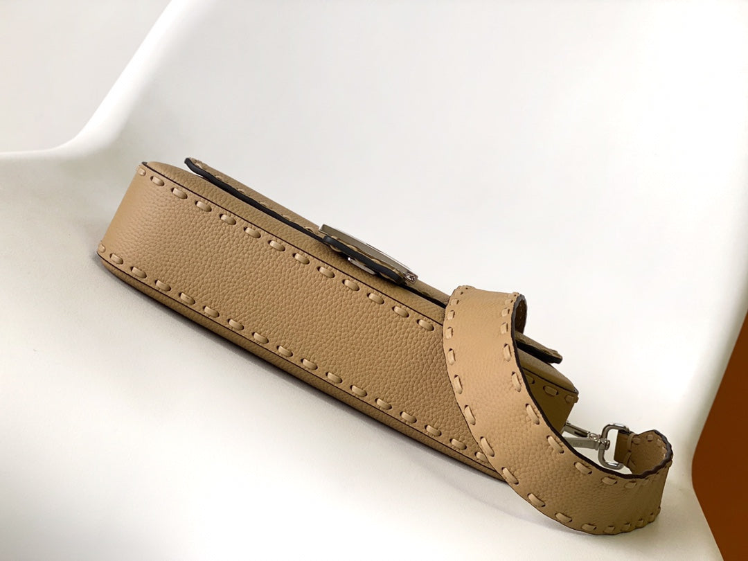 Fend Baguette 27 Bag Light Brown Calfskin Shw mysite