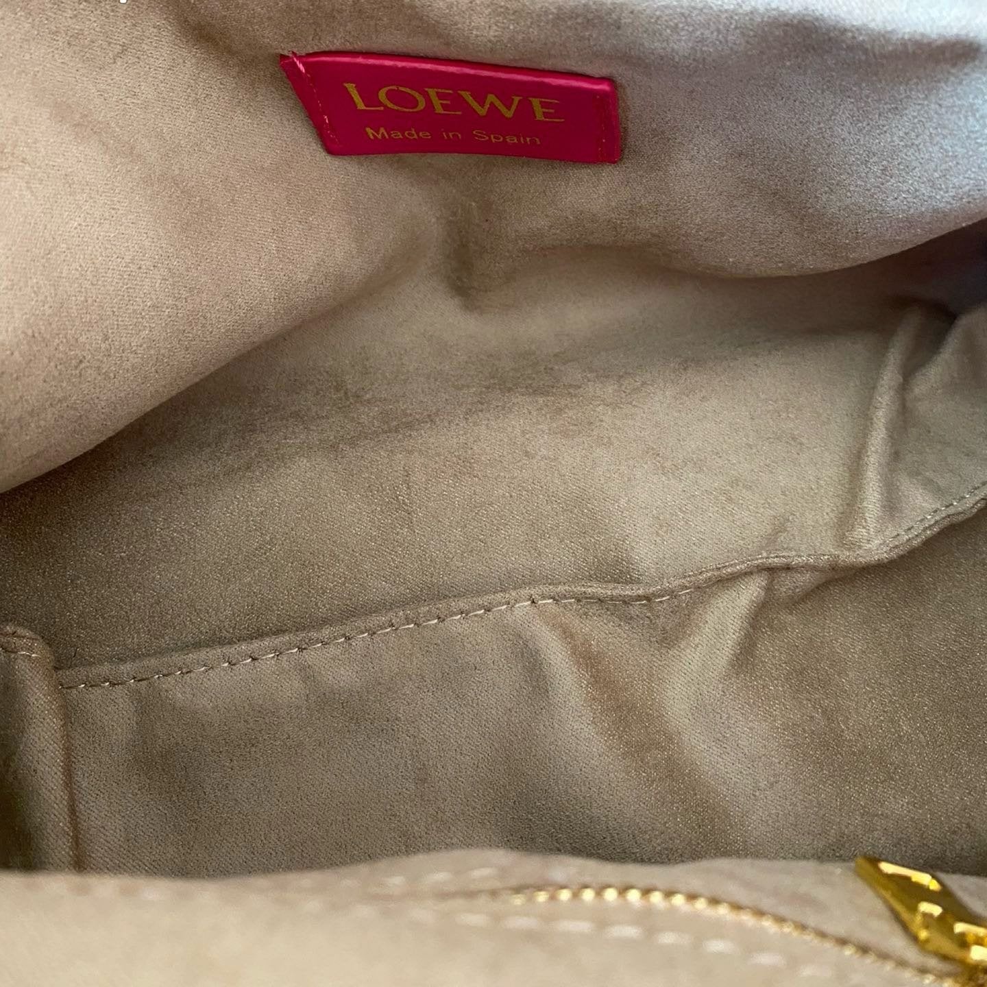 LOE MEDIUM 28 FLAMENCO PURSE IN BRIGHT PINK NAPPA LAMBSKIN mysite