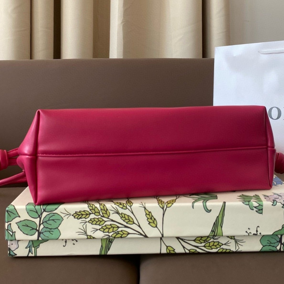 LOE MEDIUM 28 FLAMENCO PURSE IN BRIGHT PINK NAPPA LAMBSKIN mysite