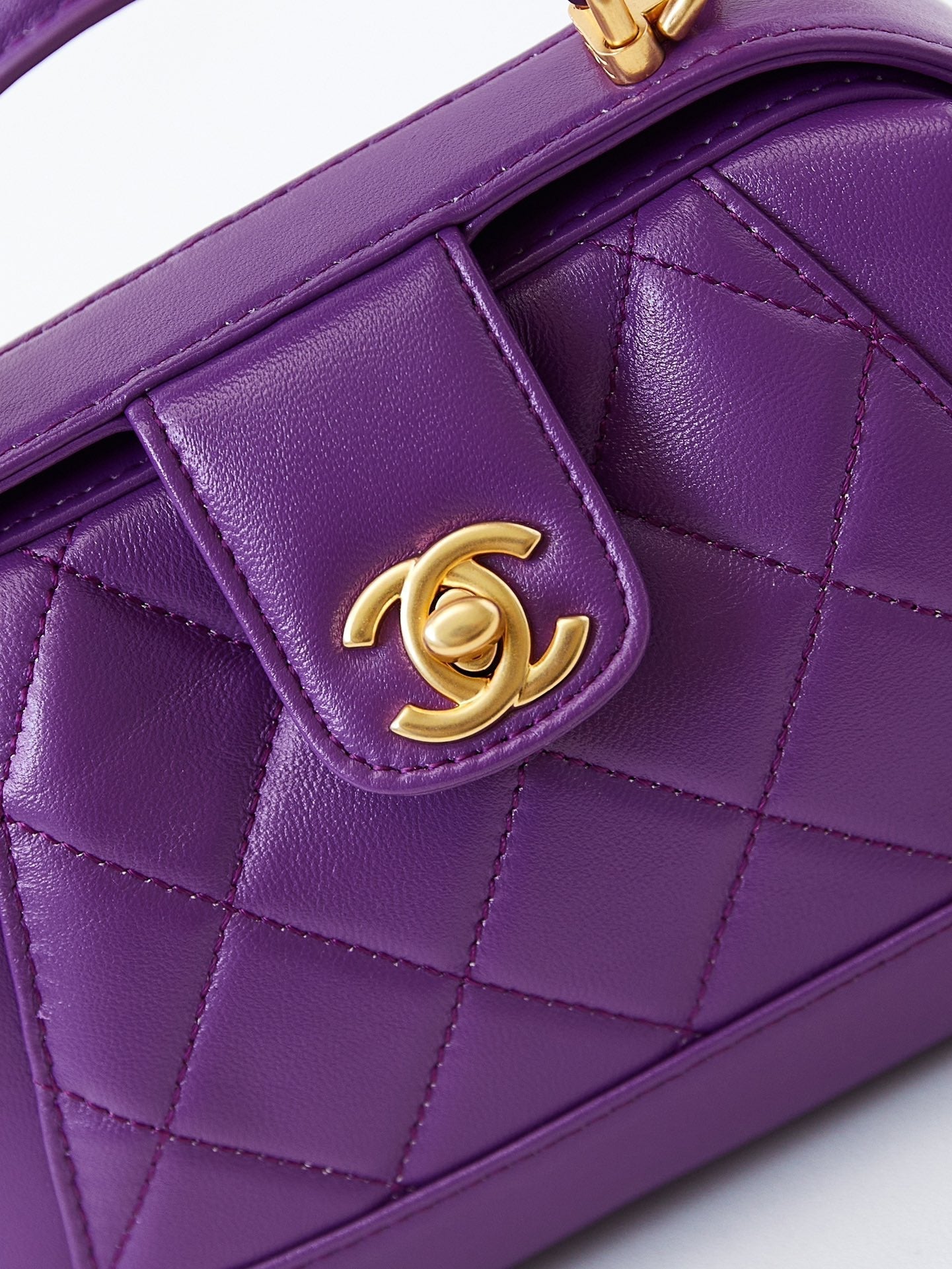 CC 24A Top Handle 18cm Purple Wax Leather Gold Hardware 238467 mysite