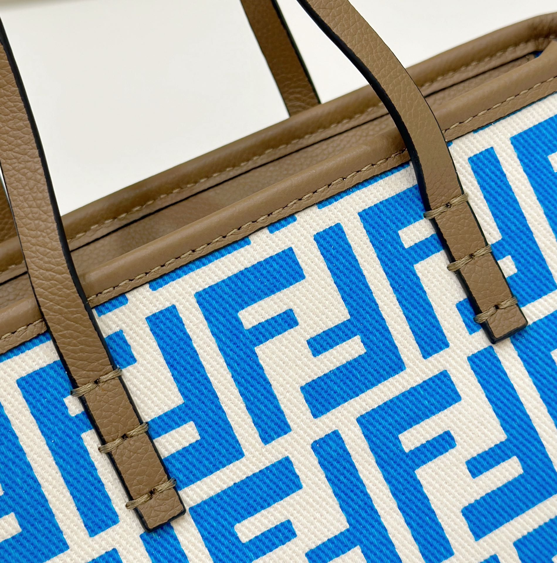 MINI ROLL BAG 15 OCEAN BLUE MIX WHITE FF JACQUARD FABRIC mysite