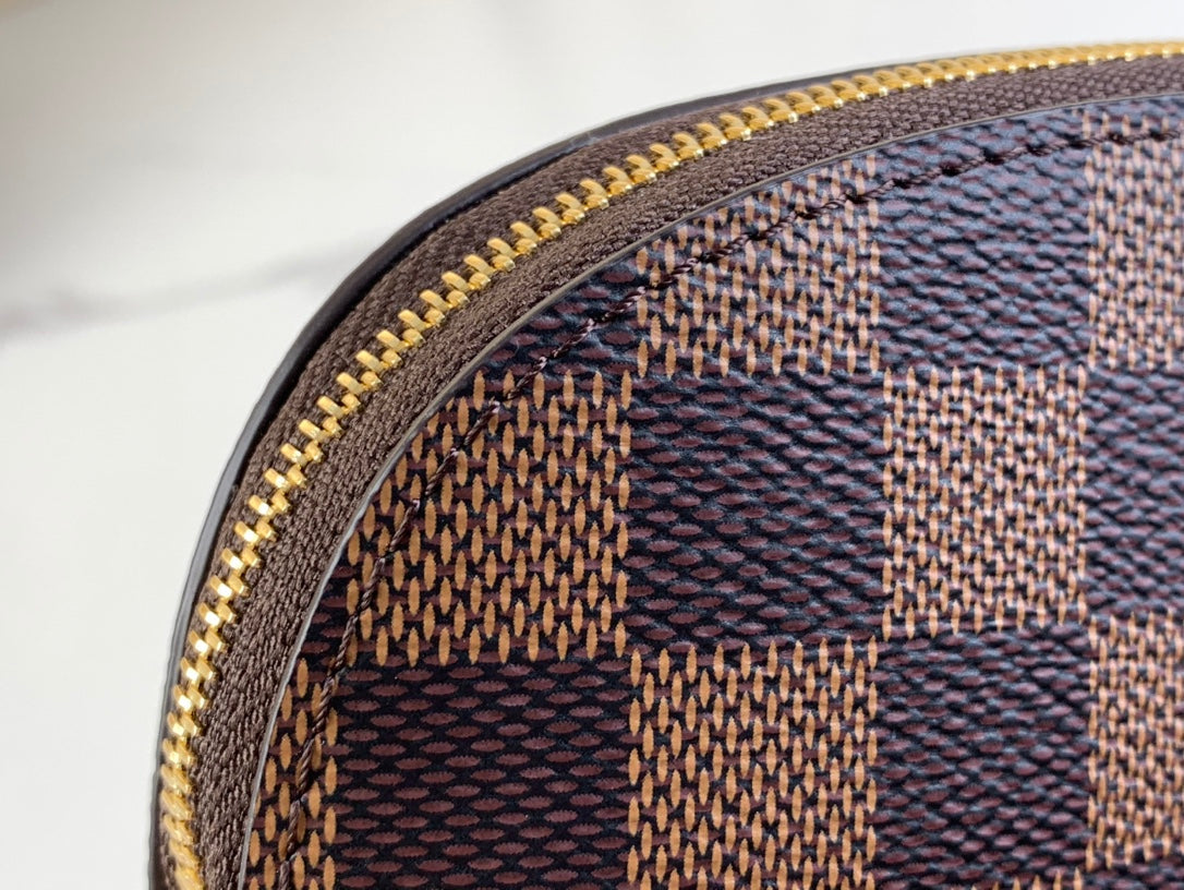 COSMETIC POUCH PM 19 IN BROWN DAMIER EBENE CANVAS mysite