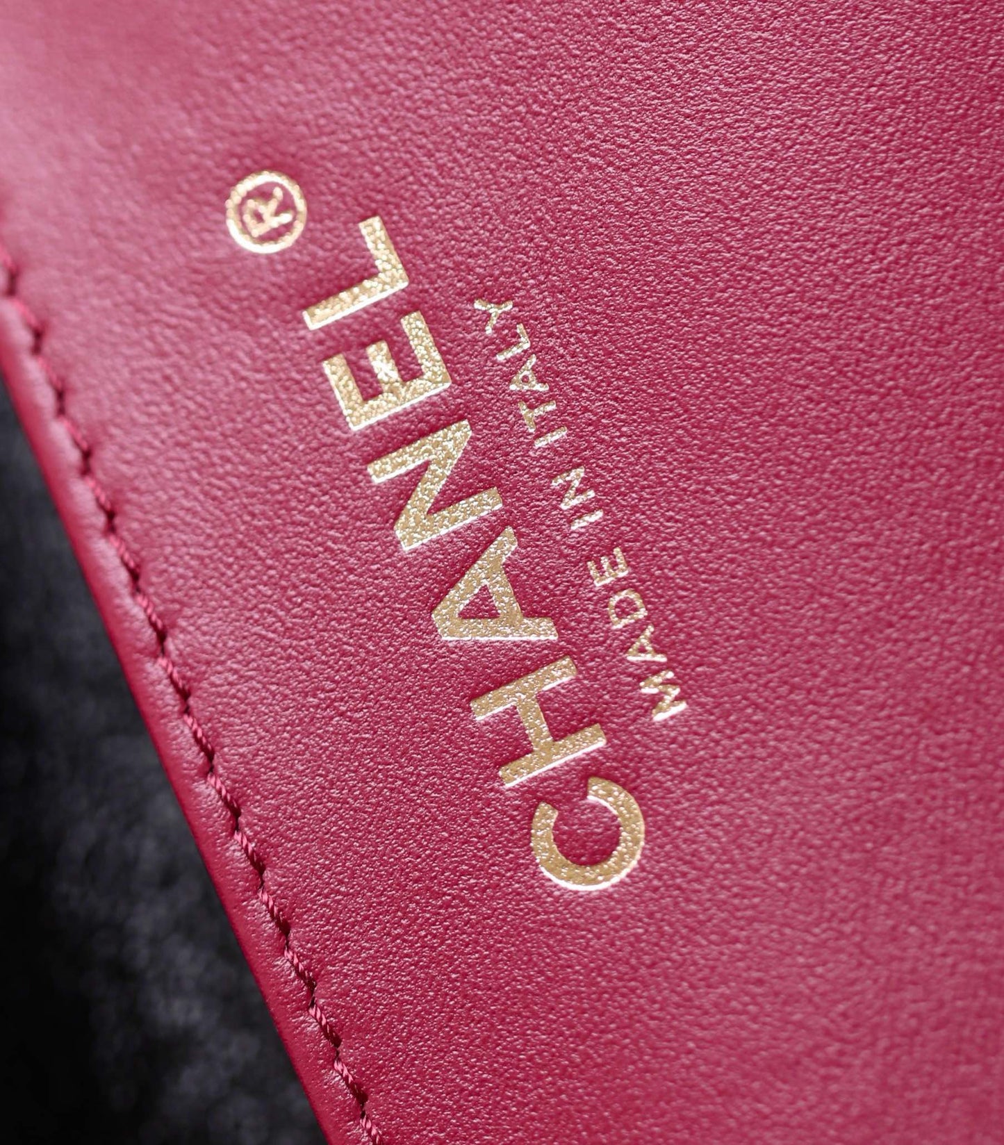 cc 24a flap bag 20cm top handle black  lambskin gold hardware