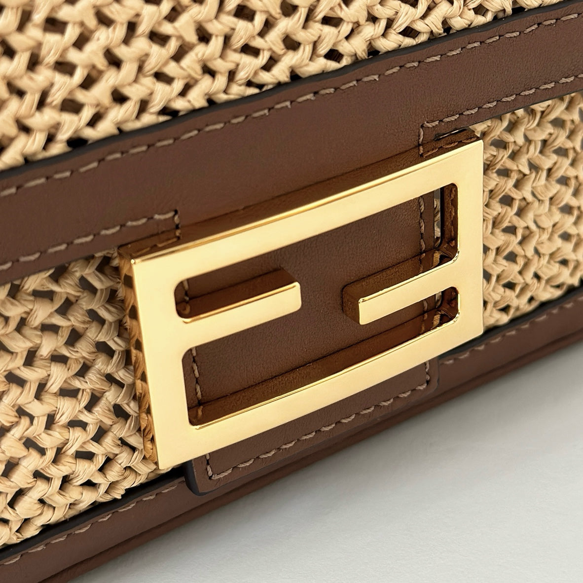 FENDI BAGUETTE 27 BAG IN BEIGE RAFFIA AND BROWN CALFSKIN WITH GOLD HARDWARE mysite