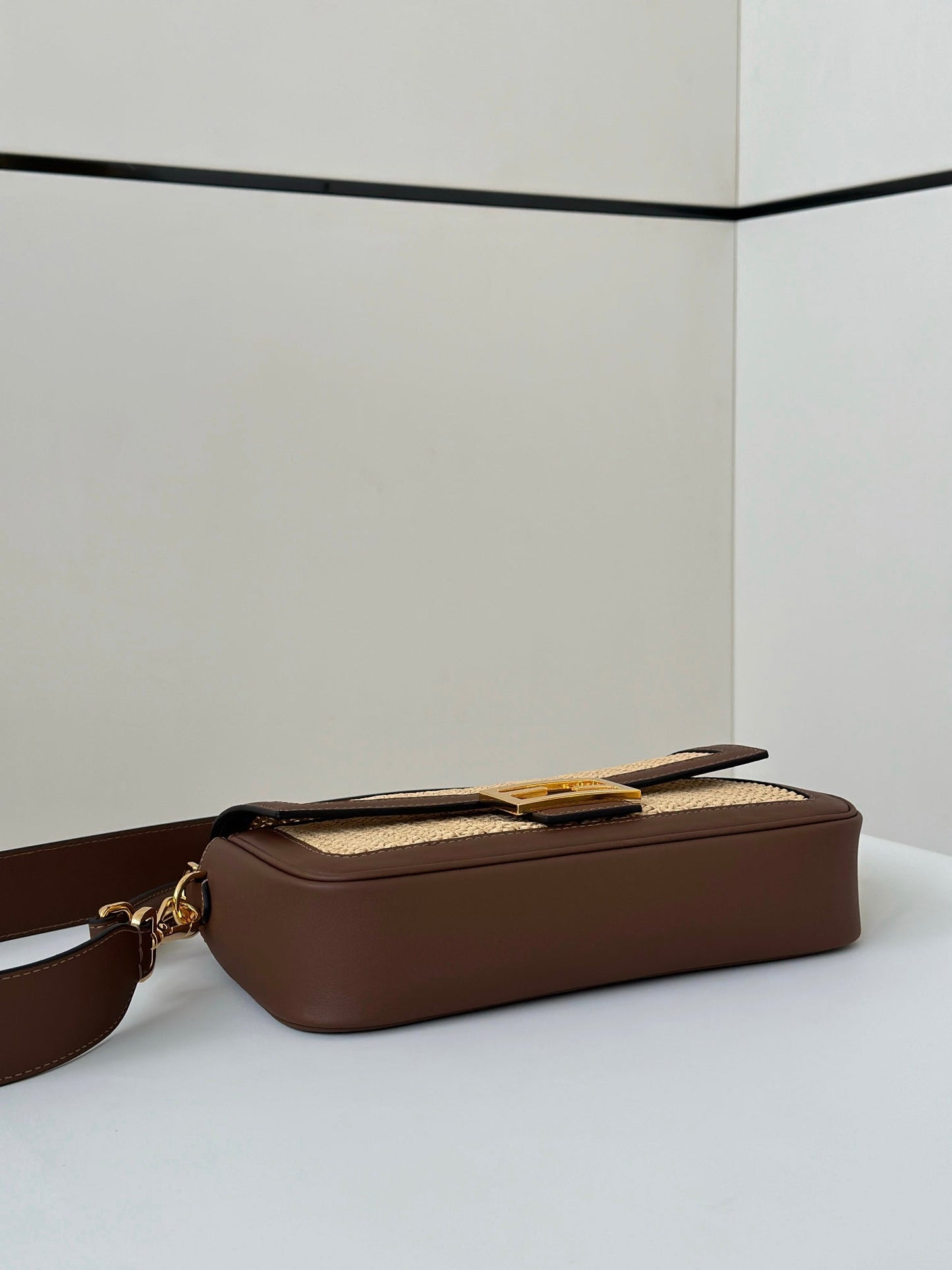 FENDI BAGUETTE 27 BAG IN BEIGE RAFFIA AND BROWN CALFSKIN WITH GOLD HARDWARE mysite