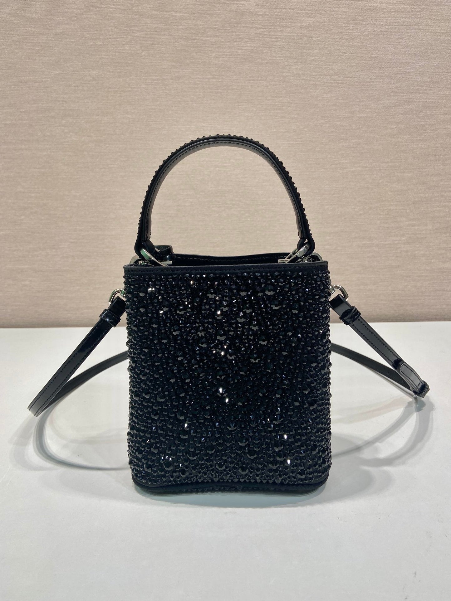 PANIER BUCKET BAG 16 IN BLACK CALFSKIN ATTACHED FULL CRYSTALS mysite