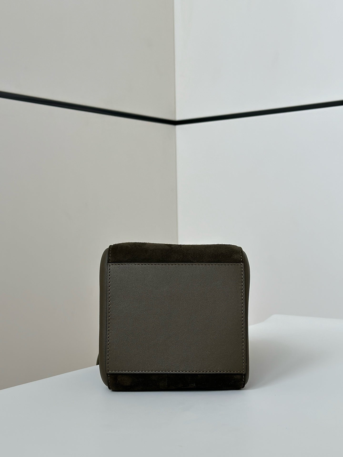 ORIGAMI MINI 19 IN ARMY GREEN LAMBSKIN AND SUEDE mysite