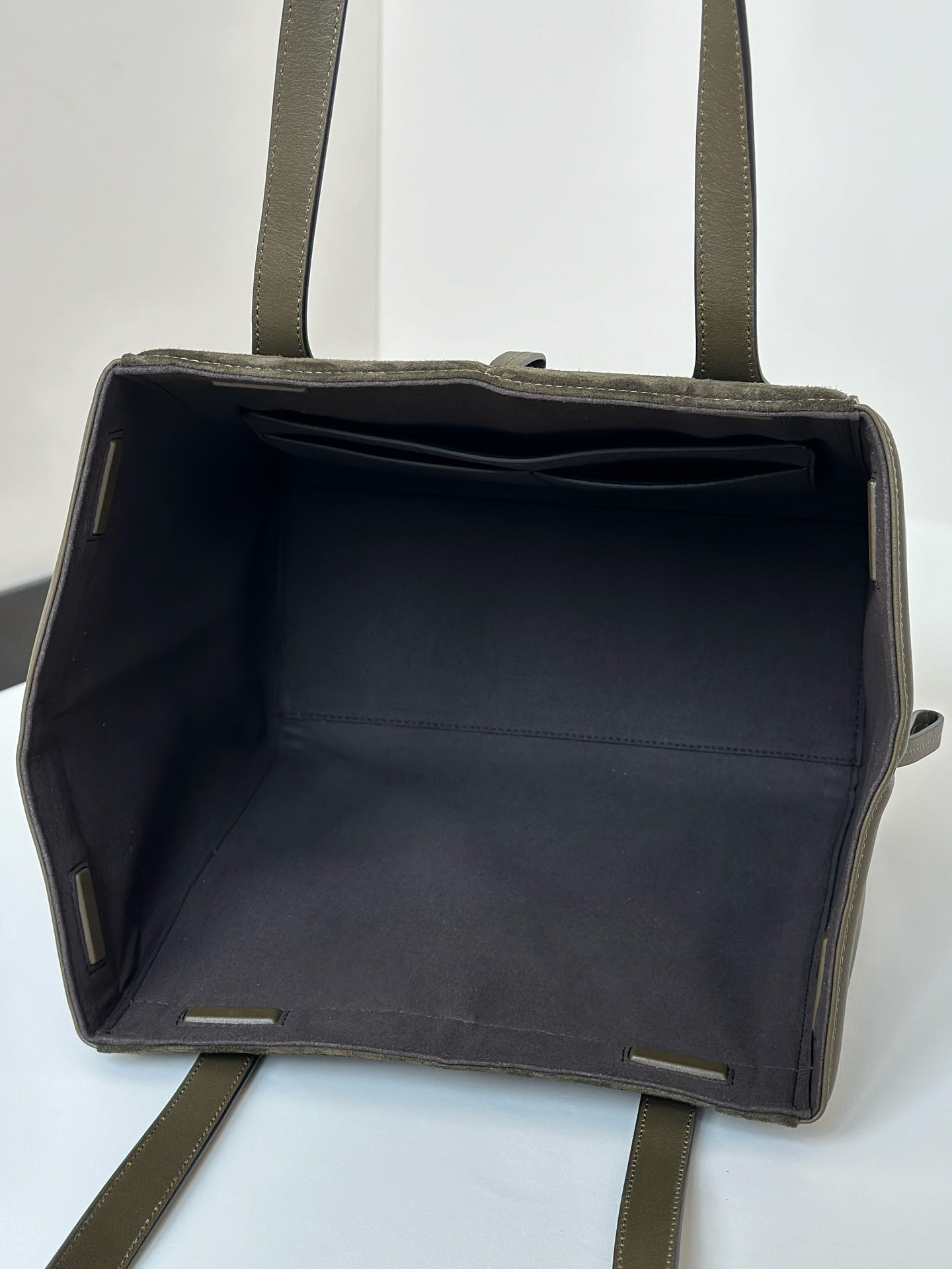 ORIGAMI MEDIUM 27 IN ARMY GREEN LAMBSKIN AND SUEDE mysite