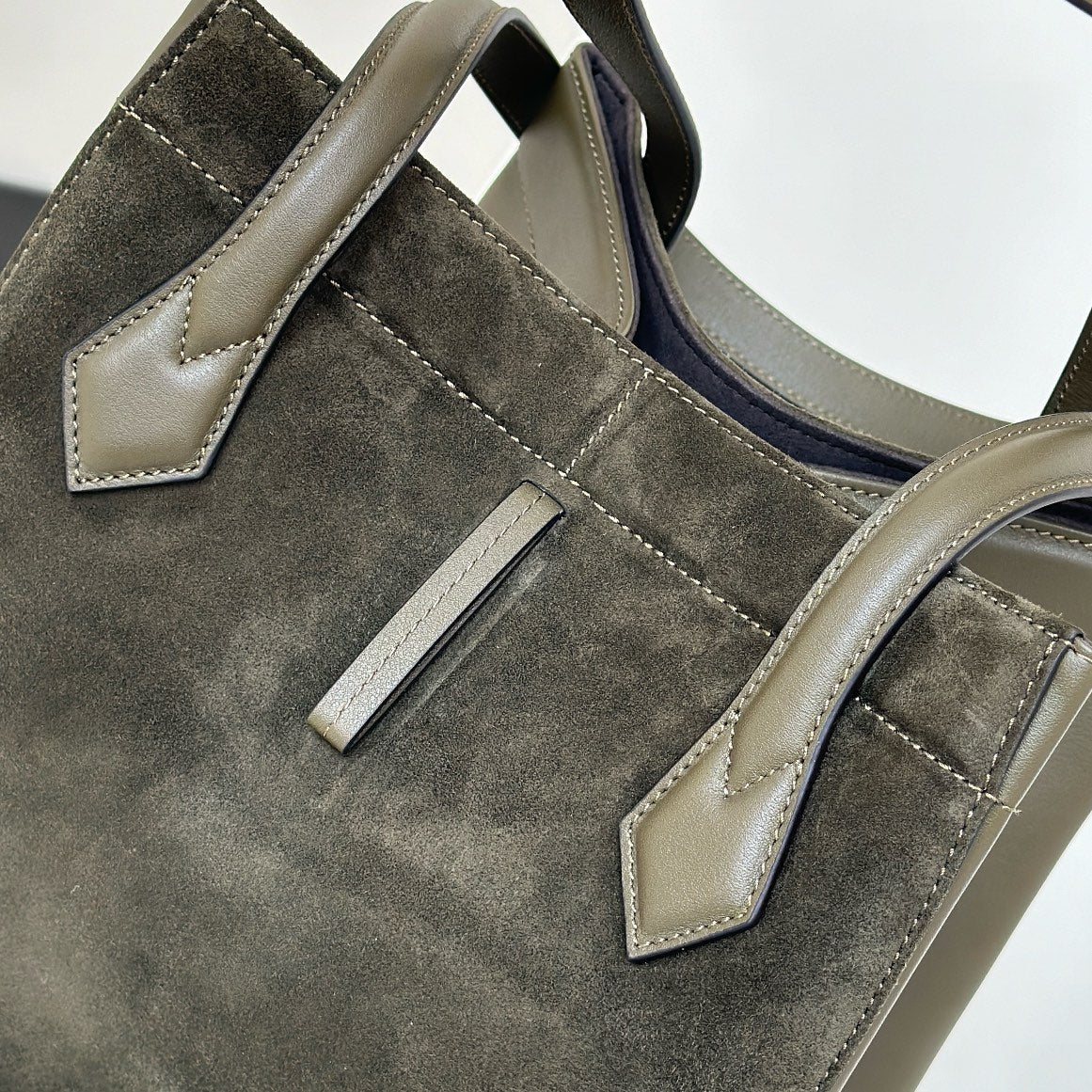 ORIGAMI MEDIUM 27 IN ARMY GREEN LAMBSKIN AND SUEDE mysite