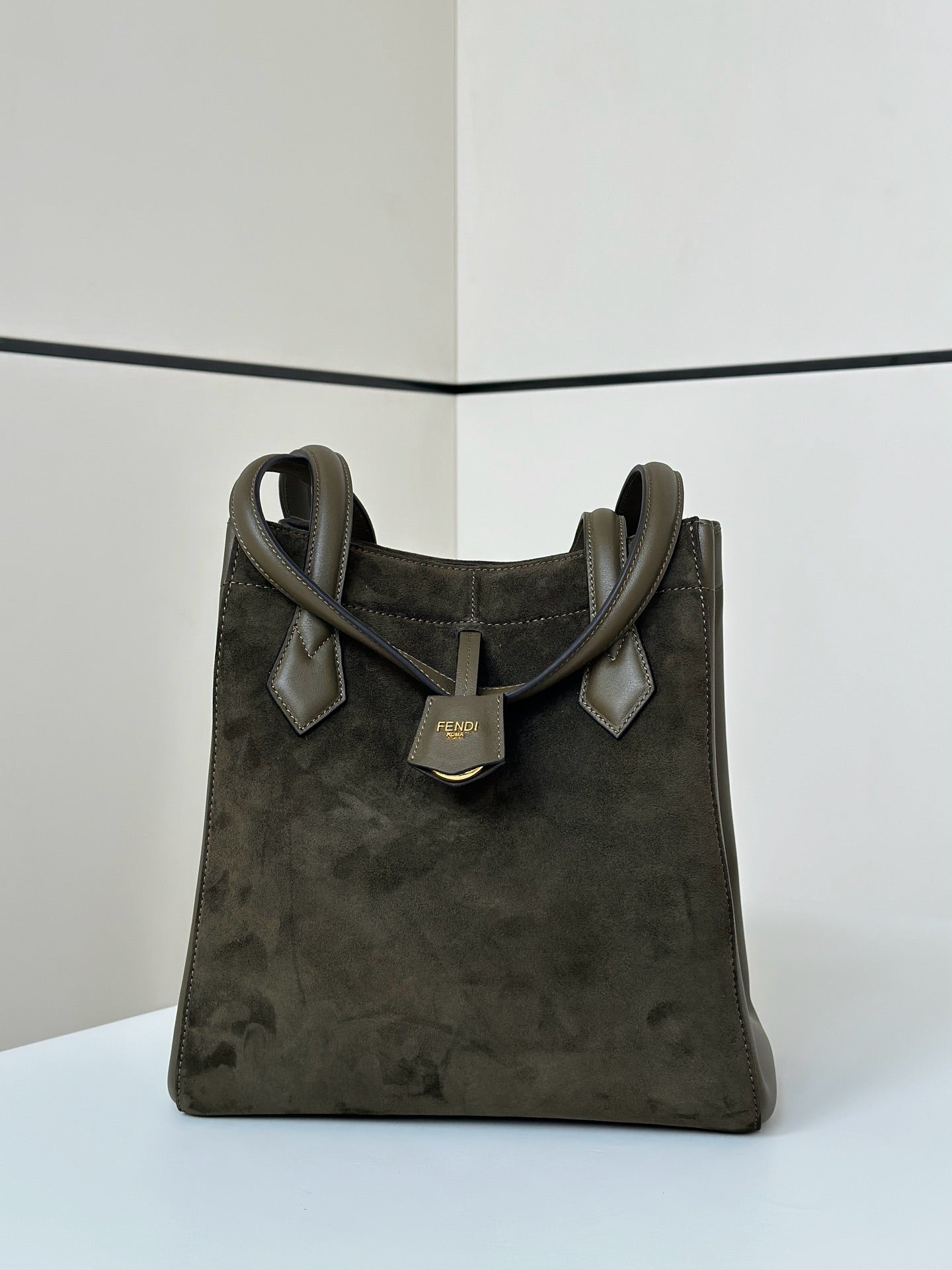 ORIGAMI MEDIUM 27 IN ARMY GREEN LAMBSKIN AND SUEDE mysite