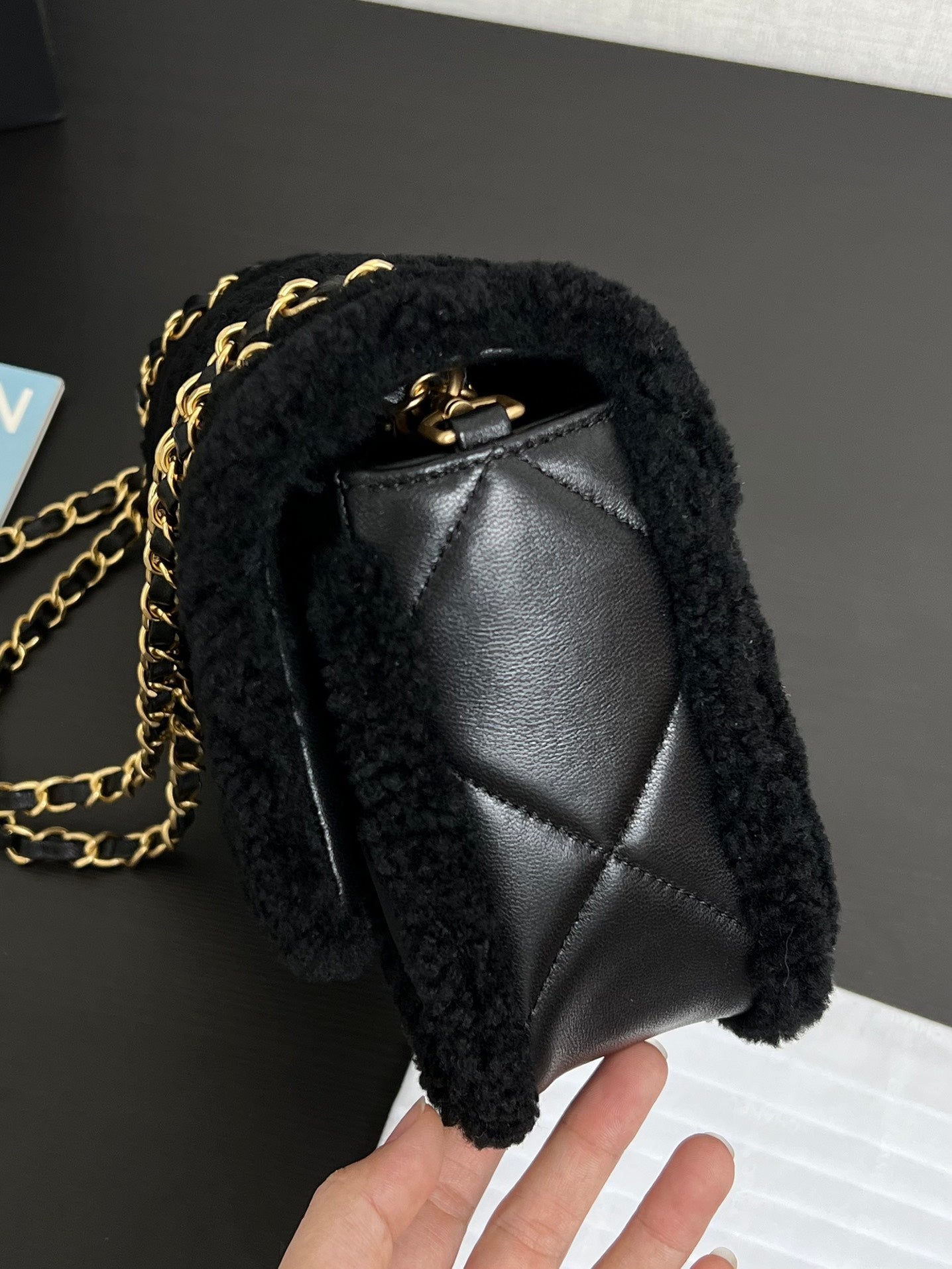 Flap Bag Small 23cm Black Sherling Lambskin Gold Hardware mysite