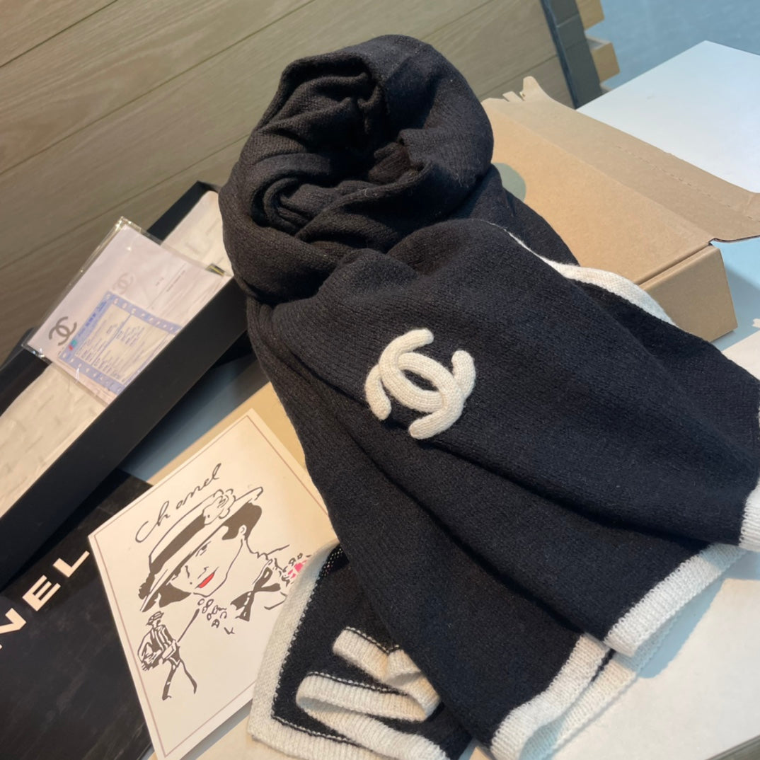 SCARF 200 CM IN BLACK CASHMERE AND WHITE LOGO 401978 mysite