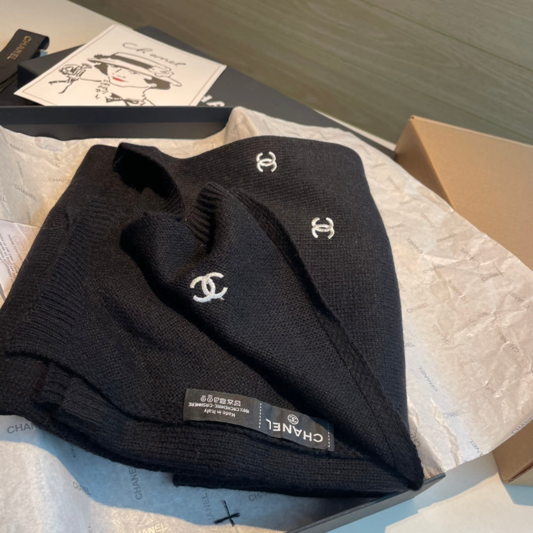 SCARF 190 CM IN BLACK CASHMERE WITH EMBROIDERED LOGO 402002 mysite