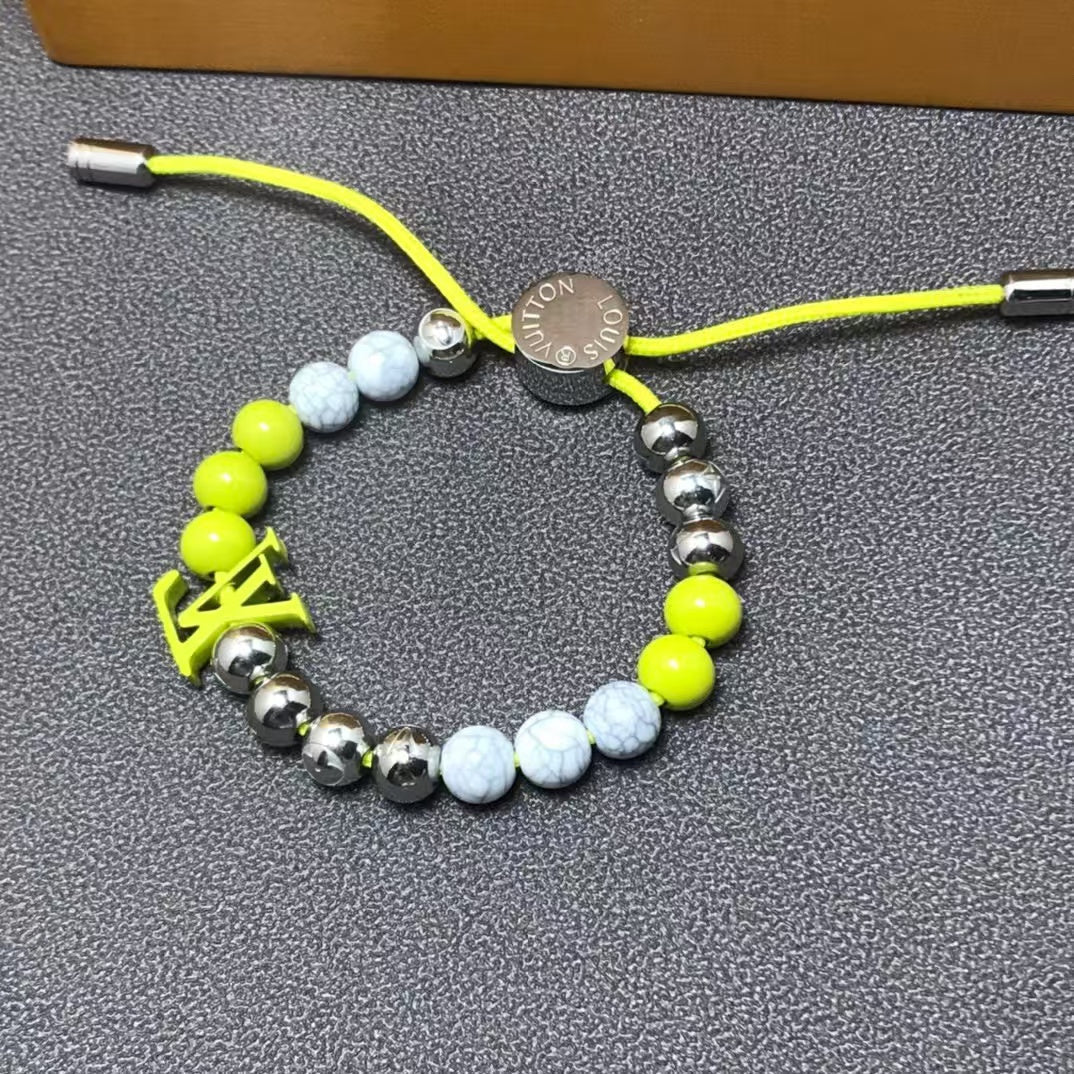 Fashionable adjustable universal bracelet mysite