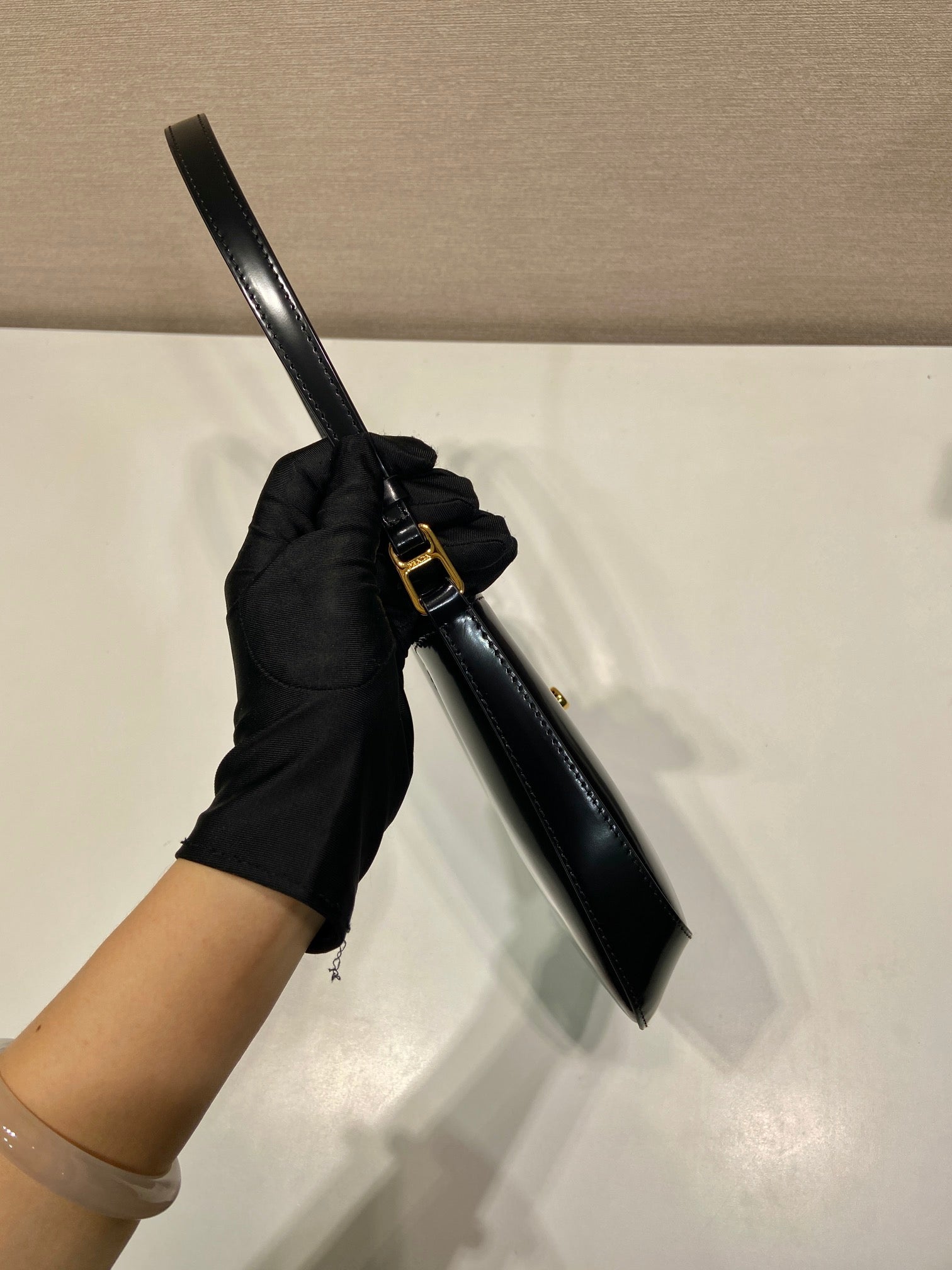 CLEO SHOULDER BAG 22 IN BLACK BRUSHED LAMBSKIN WITH CLASP CLOSURE mysite