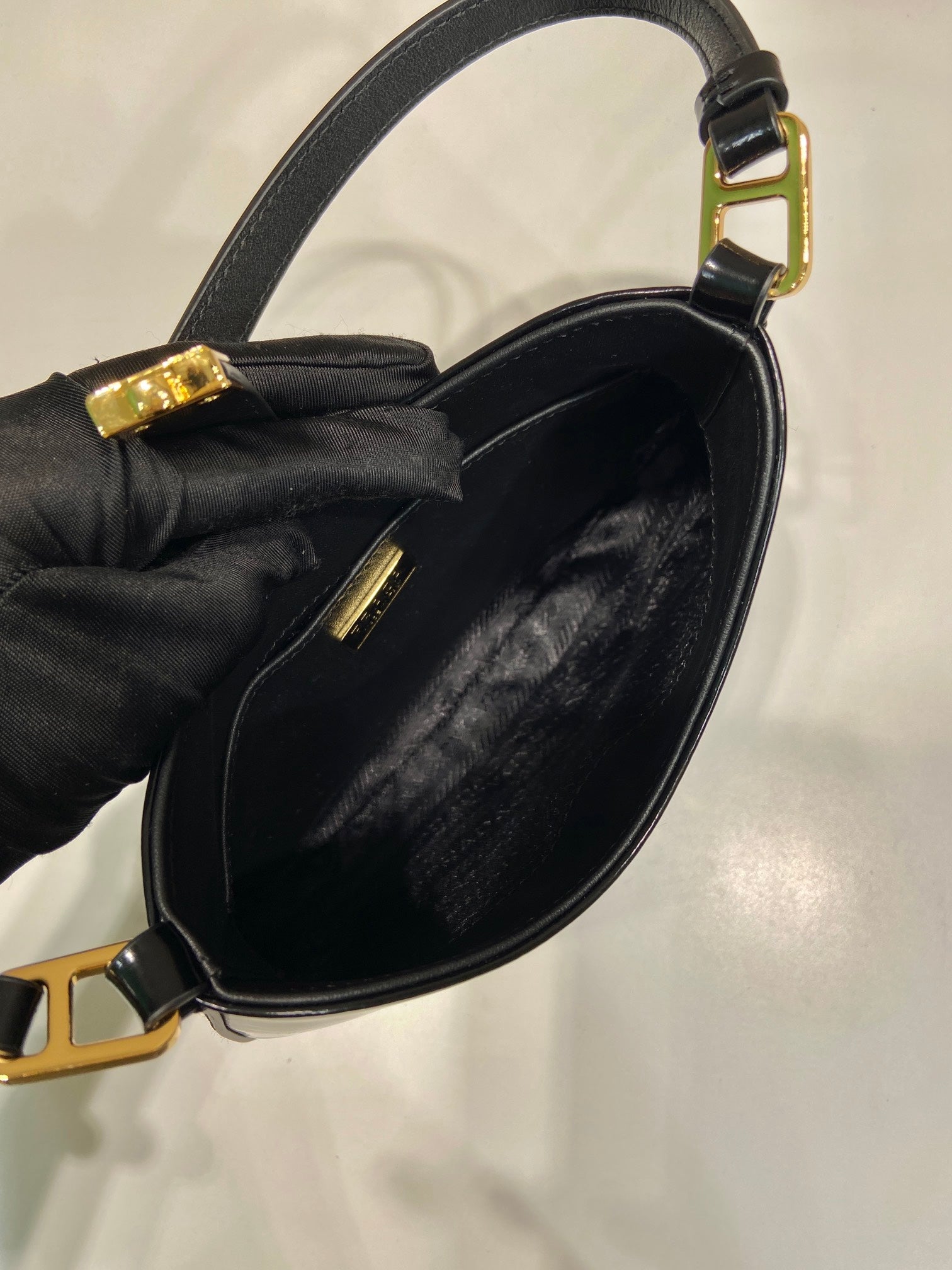 CLEO SHOULDER BAG 22 IN BLACK BRUSHED LAMBSKIN WITH CLASP CLOSURE mysite