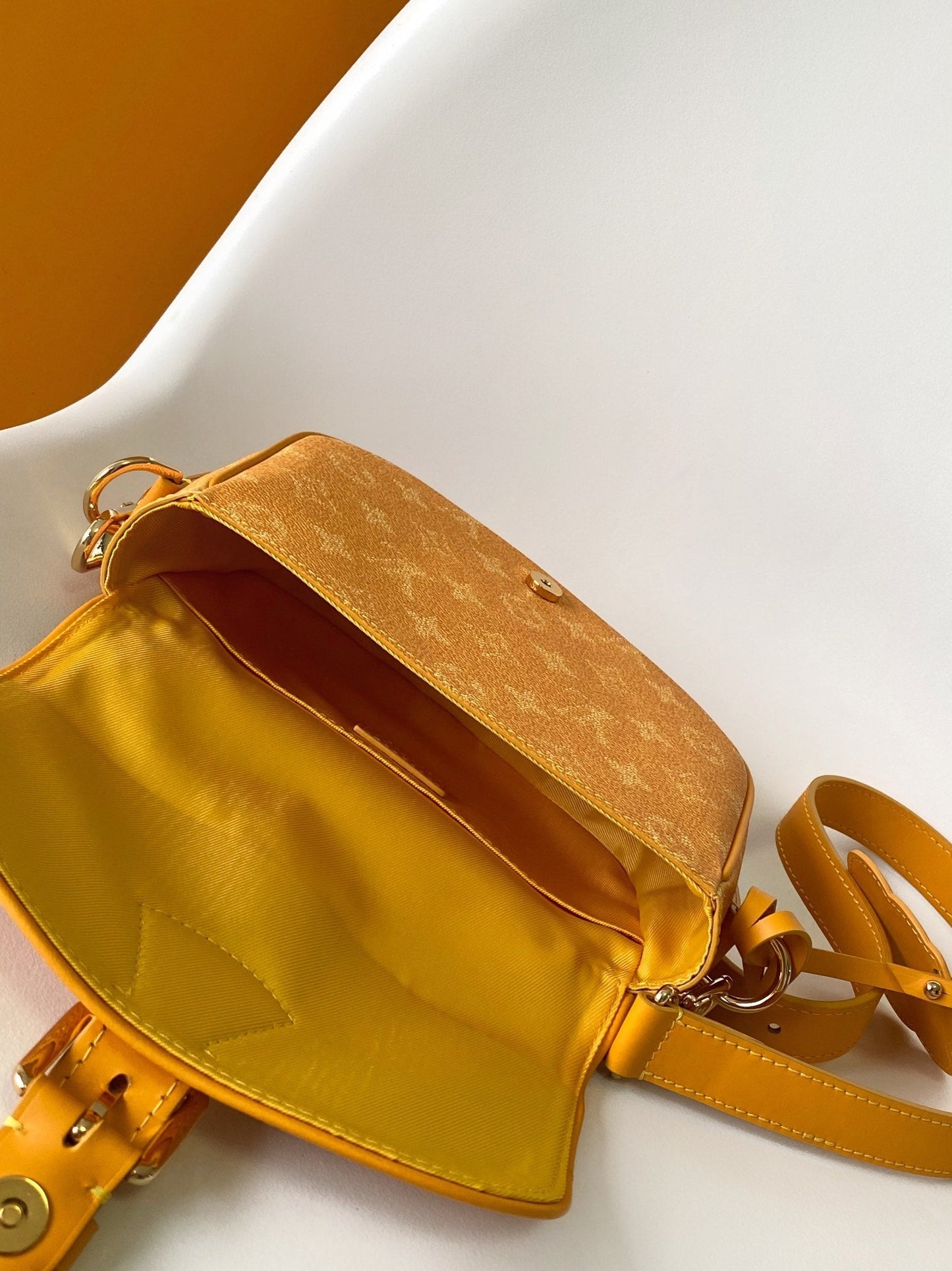 LV Montsouris Messenger 20cm Yellow Monogram Heritage Canvas & Cowhide GHW mysite