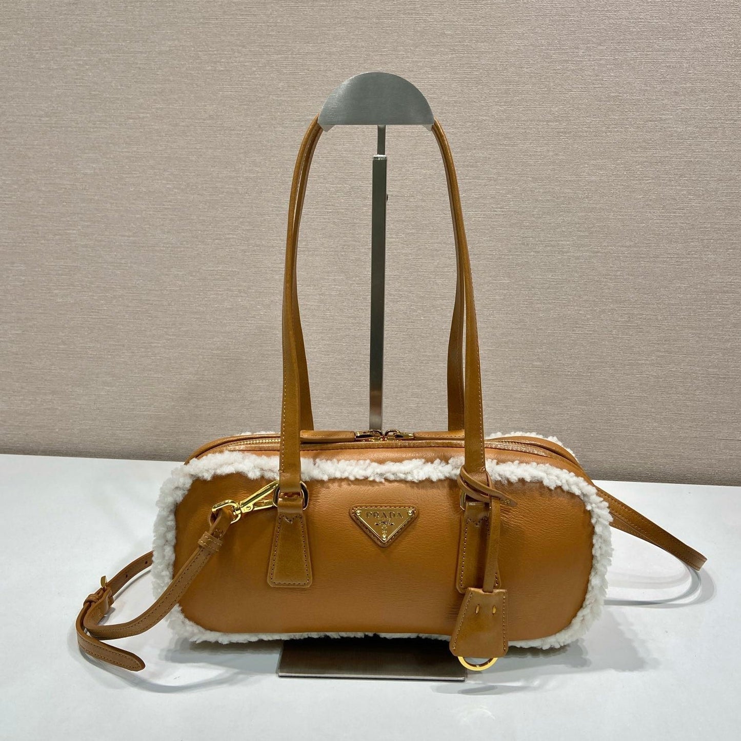 TOP HANDLE BAG 27 IN BRONZE BROWN SHEEPSKIN AND SHEARLING TRIM mysite