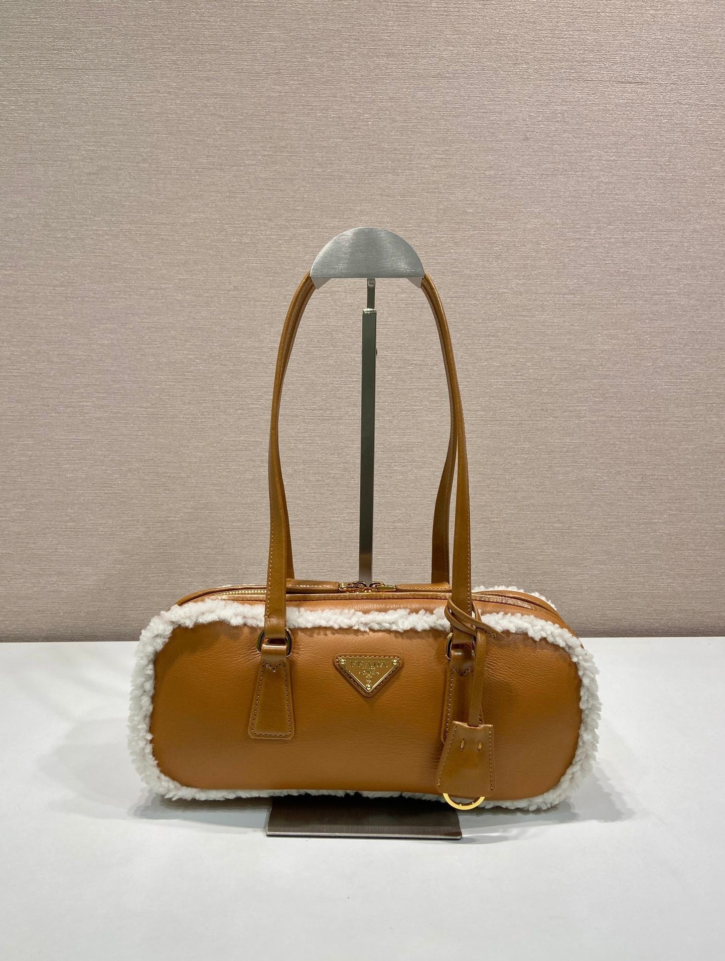 TOP HANDLE BAG 27 IN BRONZE BROWN SHEEPSKIN AND SHEARLING TRIM mysite