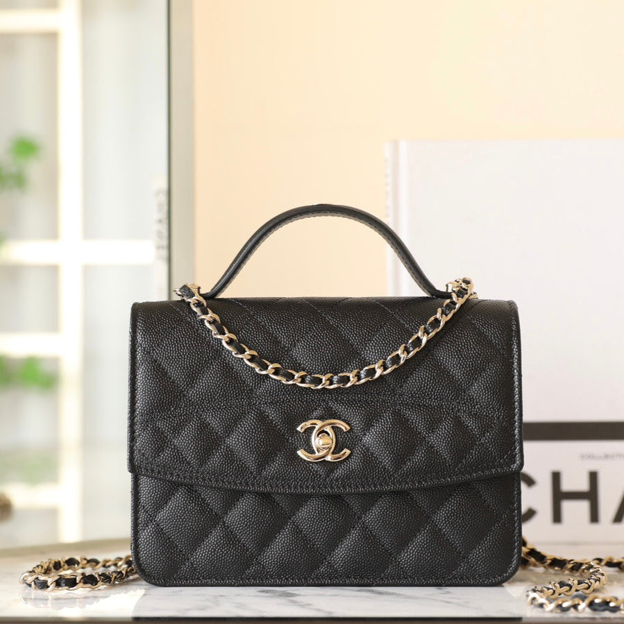 CC 25C Top Handle 18cm Black Grained Calfskin mysite