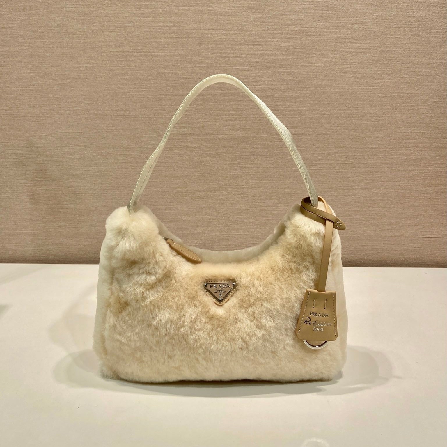 HOBO BAG 23 IN BEIGE RABBIT FUR mysite