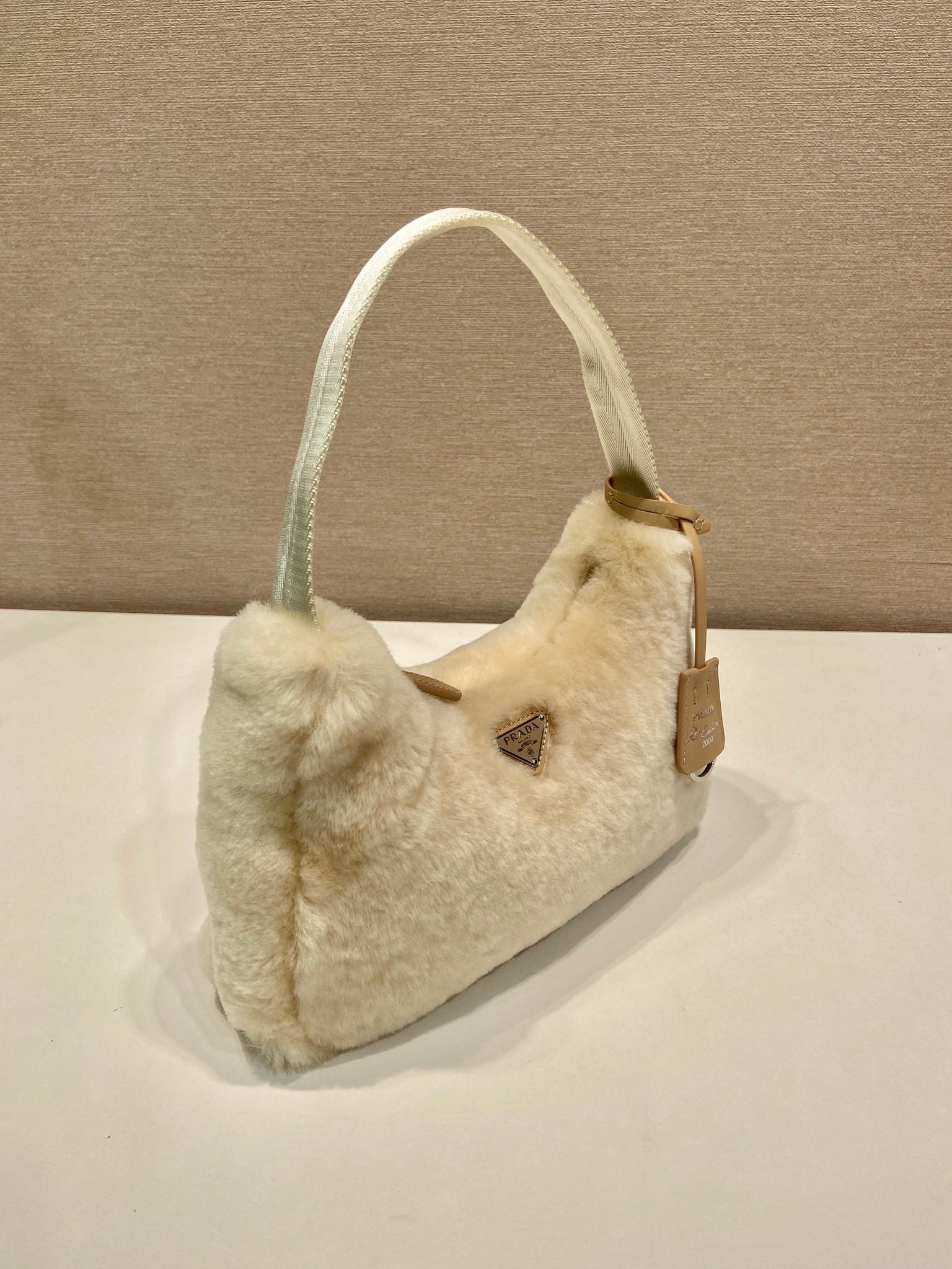 HOBO BAG 23 IN BEIGE RABBIT FUR mysite