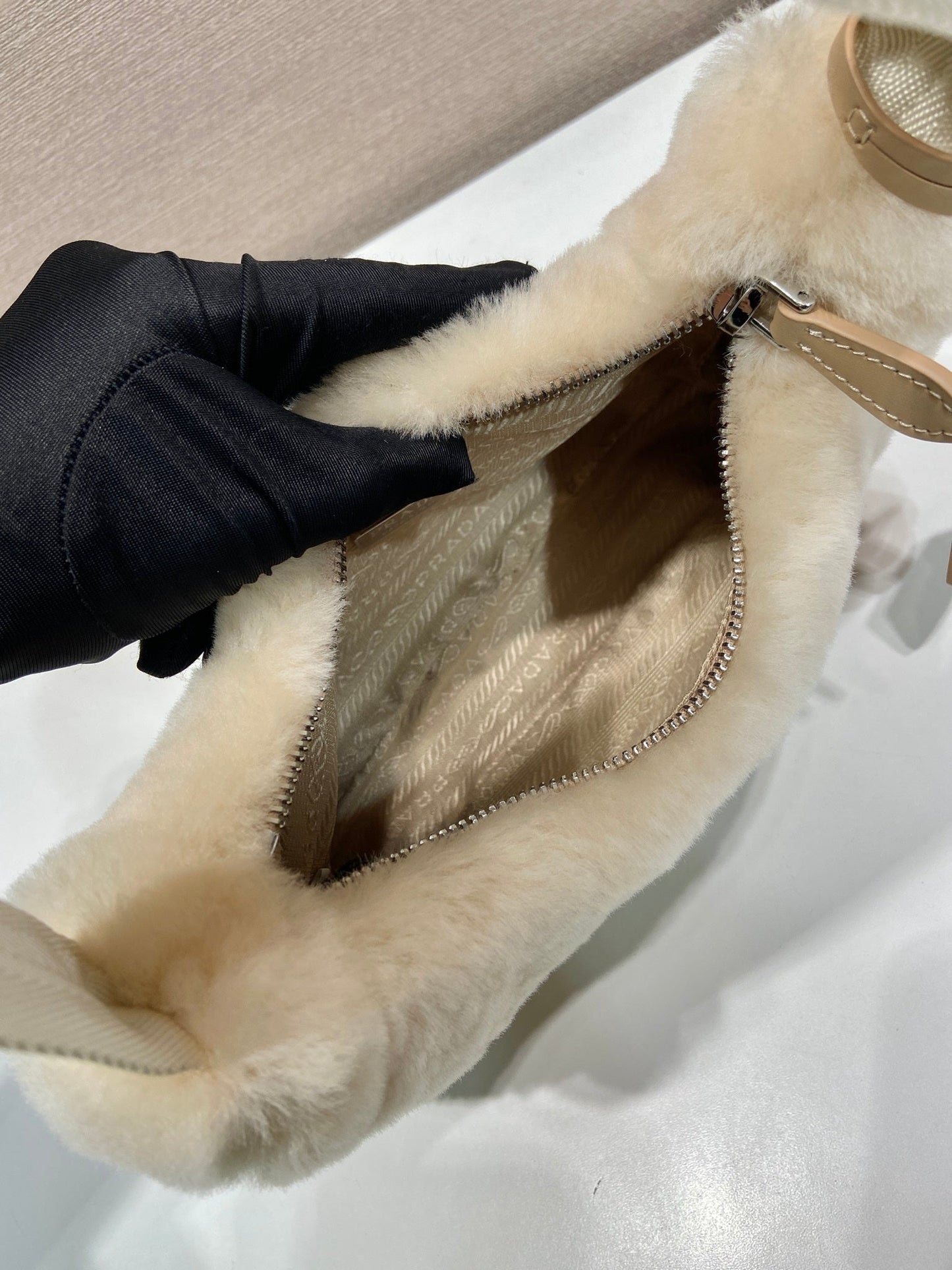 HOBO BAG 23 IN BEIGE RABBIT FUR mysite