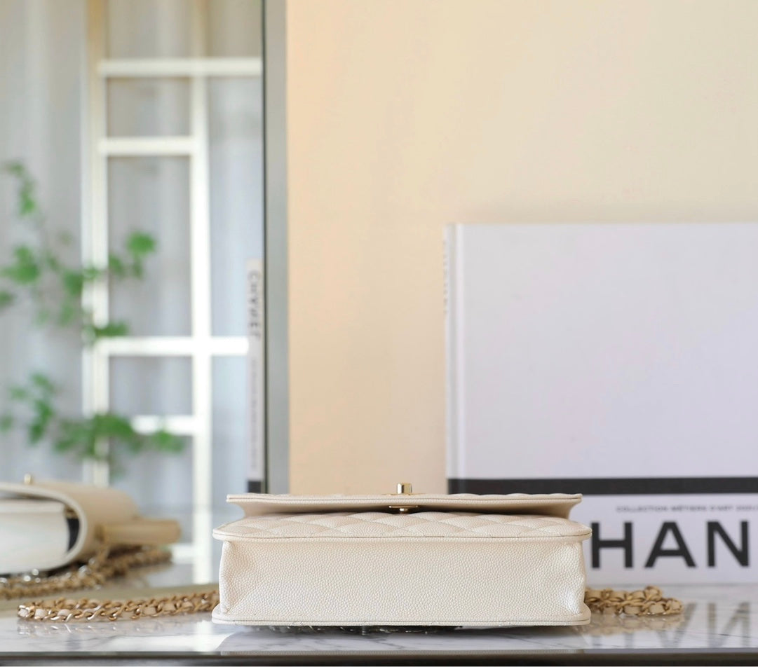 CC 25C Top Handle 18cm Cream Grained Calfskin mysite