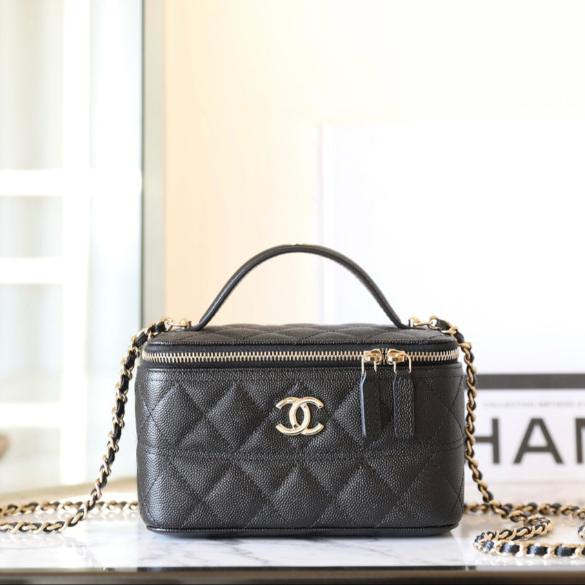 CC 25C Vanity 17cm Black Grained Calfskin mysite