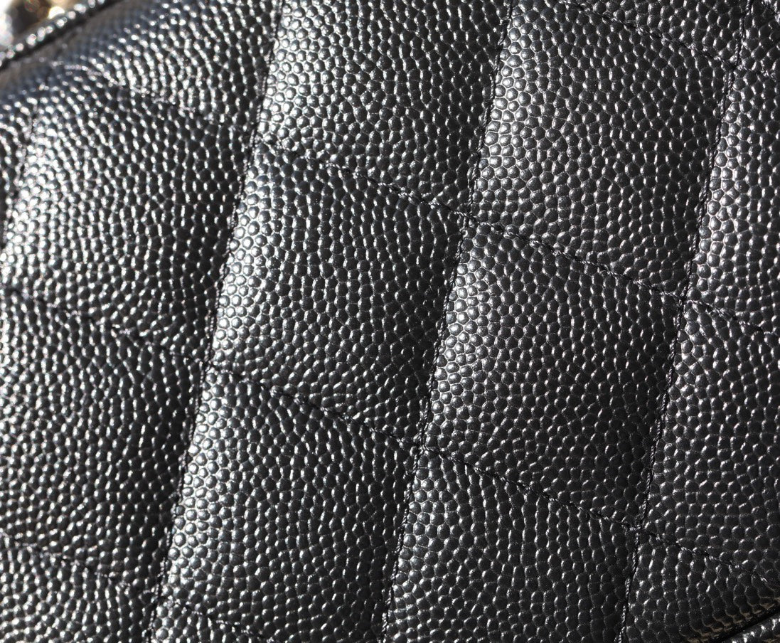 CC 25C Vanity 17cm Black Grained Calfskin mysite