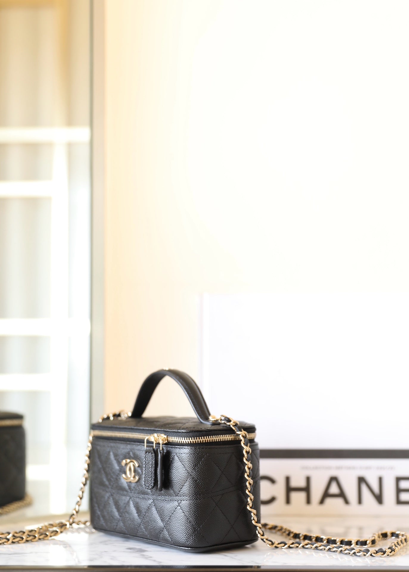 CC 25C Vanity 17cm Black Grained Calfskin mysite