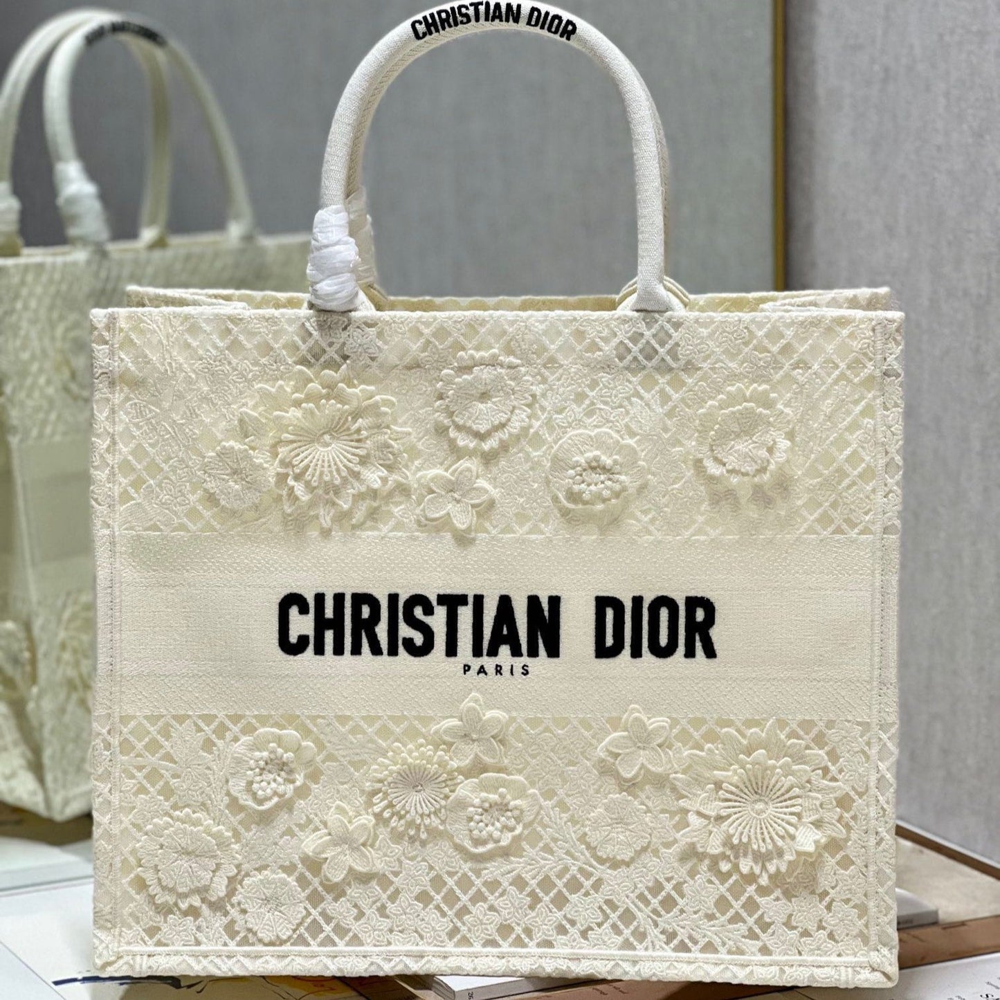CD Fish Shreds White Book Tote 42cm Bag Canvas 336594 mysite